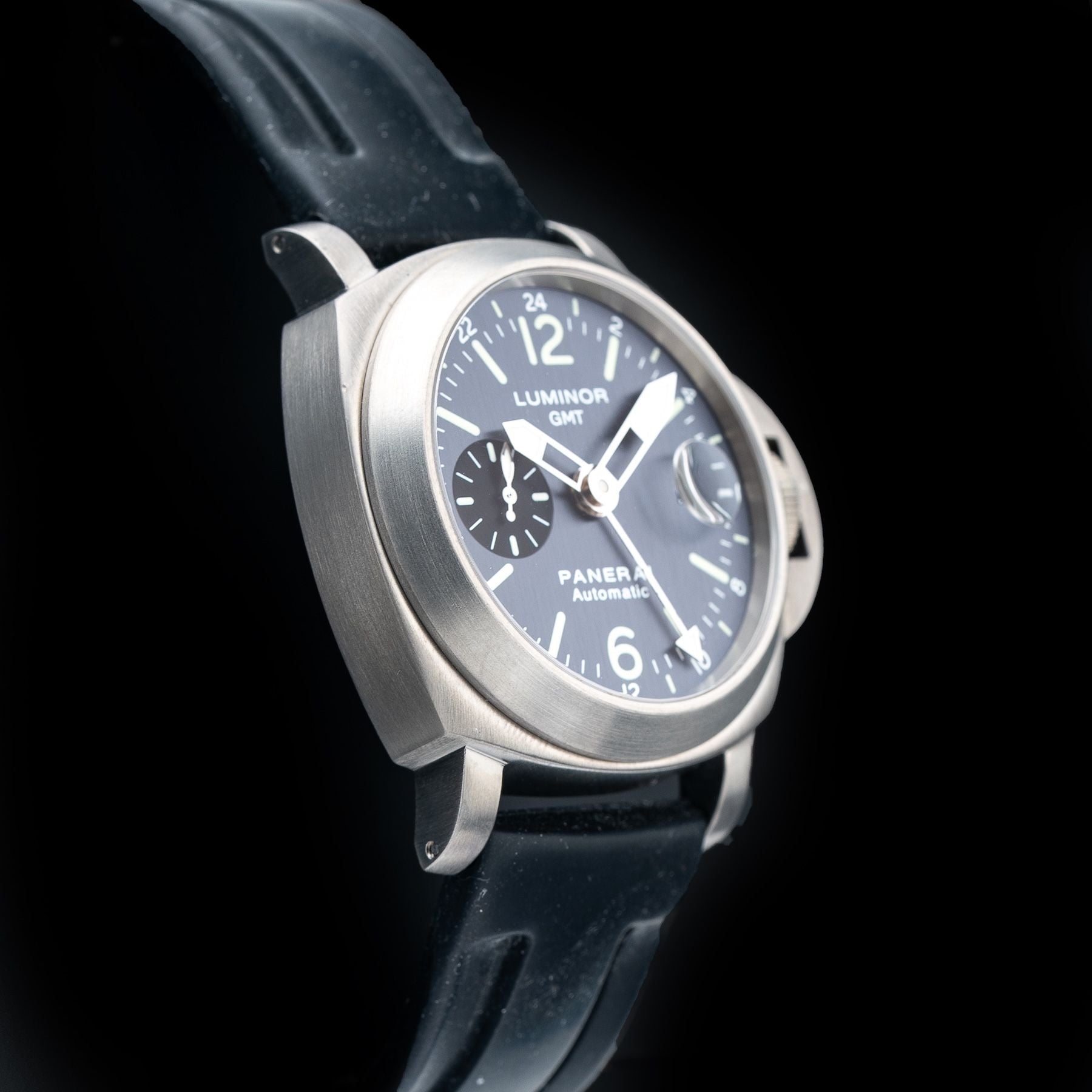 Panerai PAM00089 Luminor GMT 44