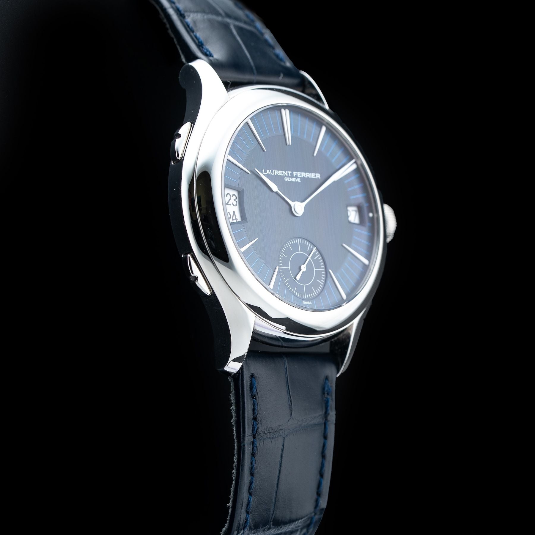 Laurent Ferrier LCF007.AC.CW1 Galet Traveller Blue Dial