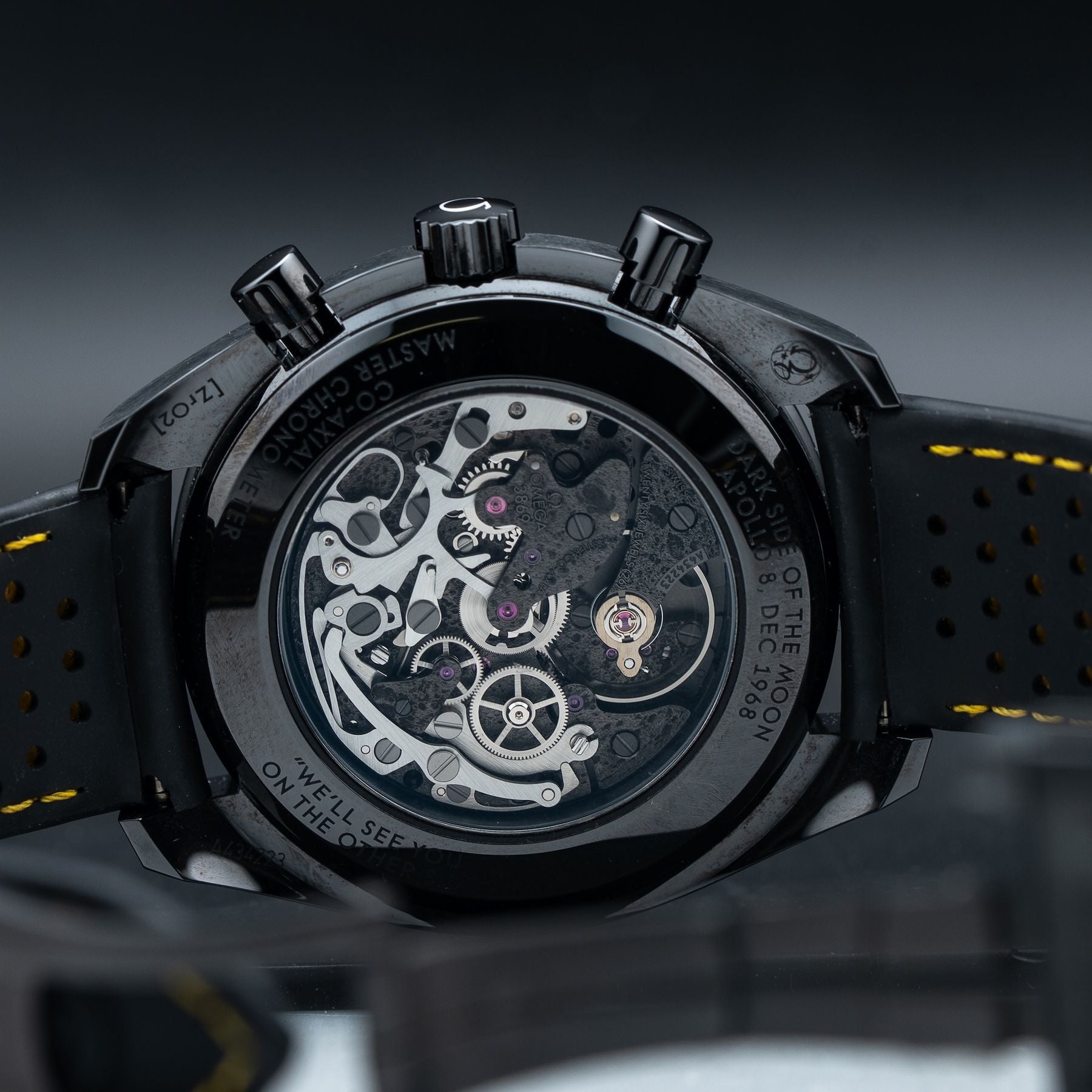 Omega 310.92.44.50.01.001 Speedmaster Dark Side Of The Moon Apollo 8