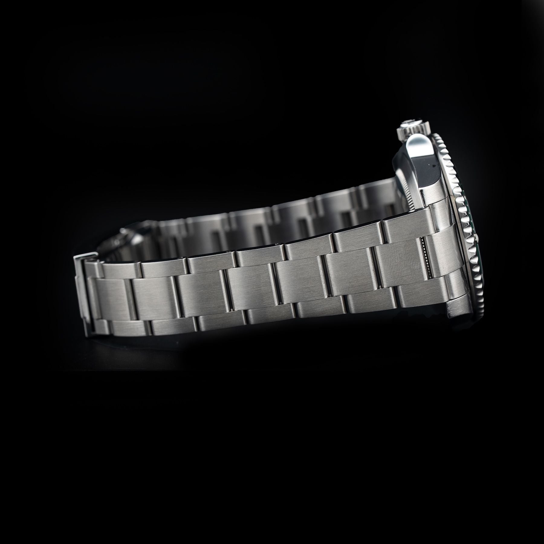 Rolex M116610V Hulk Submariner Date