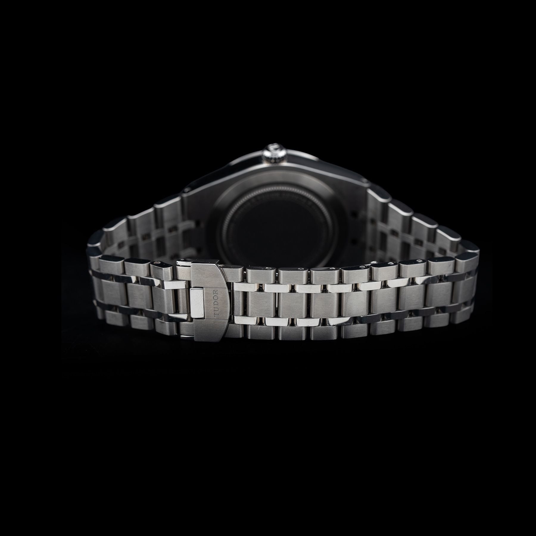 TUDOR M28500-0009 Royal 38mm Steel Salmon