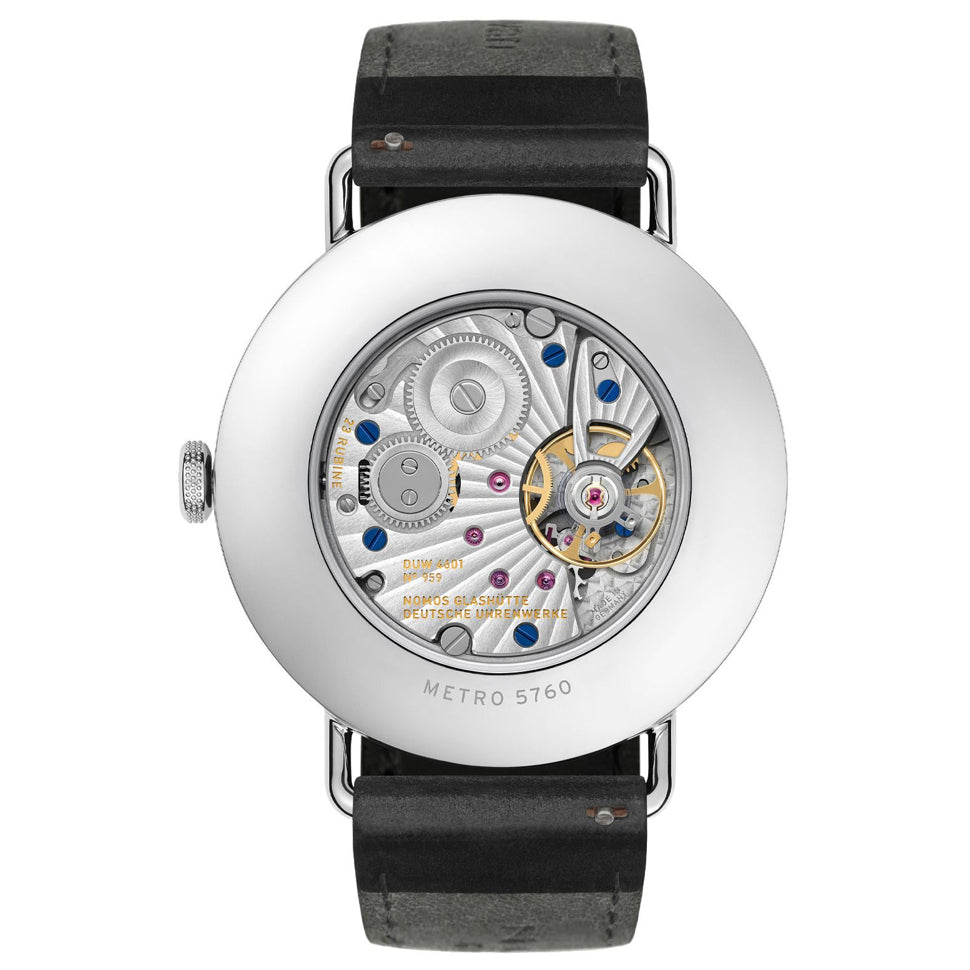 NOMOS Glashütte Metro 38 Datum