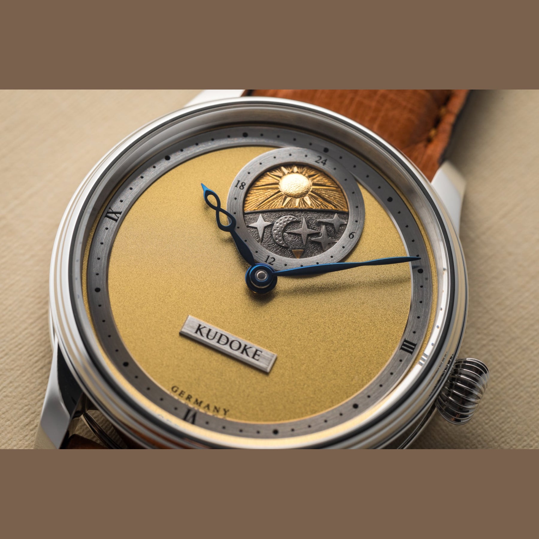 Kudoke 2 Yellow Gold Dial