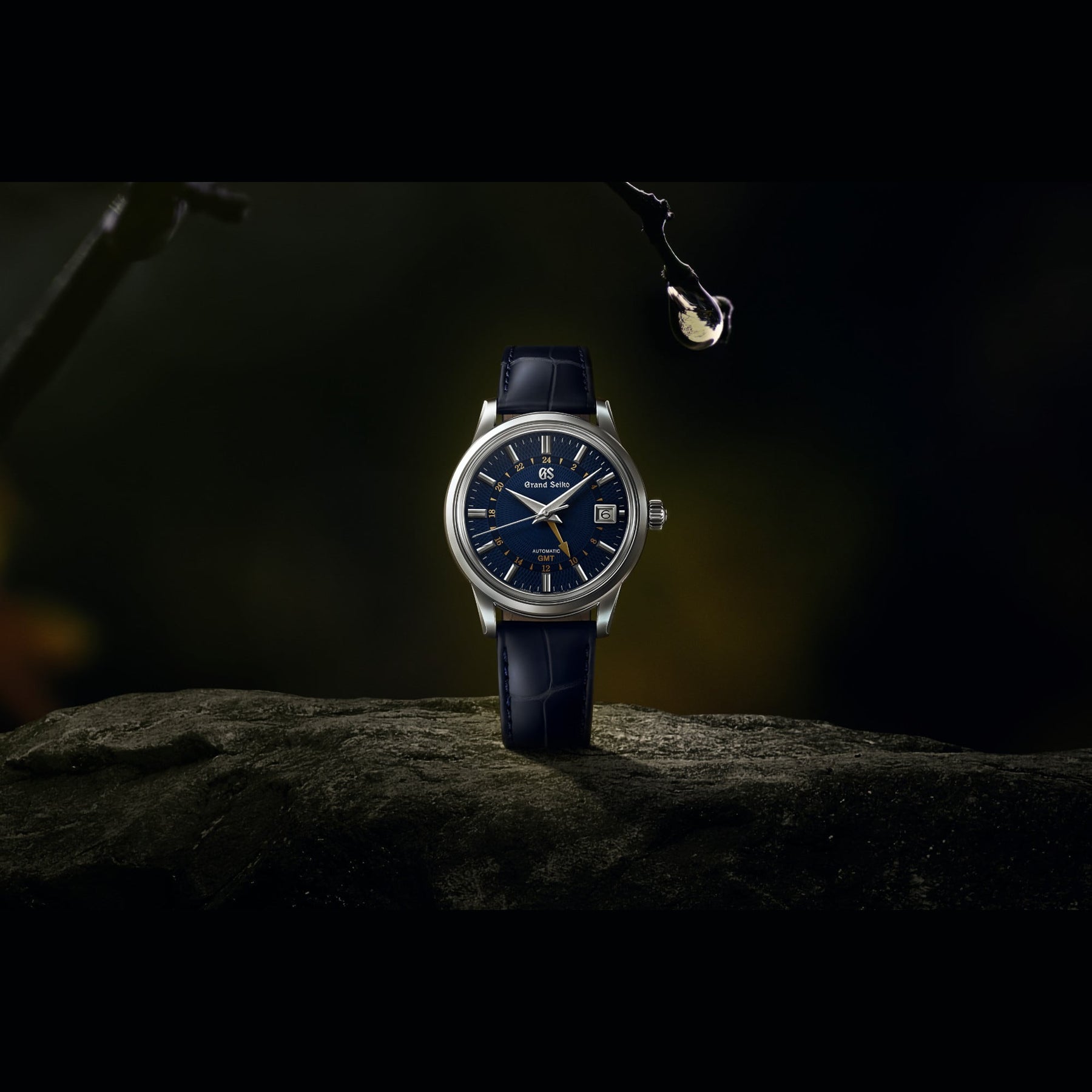 Grand Seiko SBGM257 Moondrop