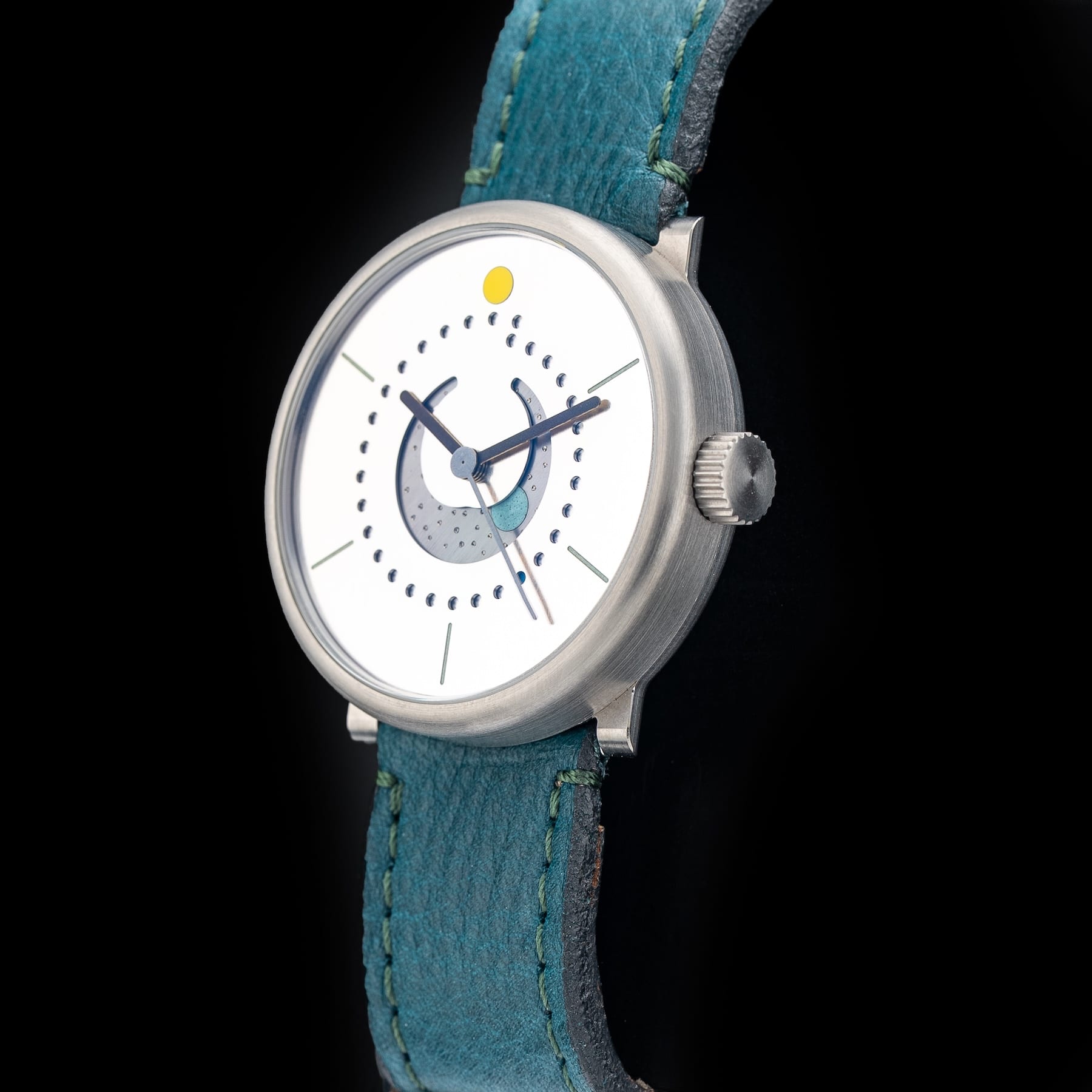 Ochs & Junior Moon Phase Rhodium 42