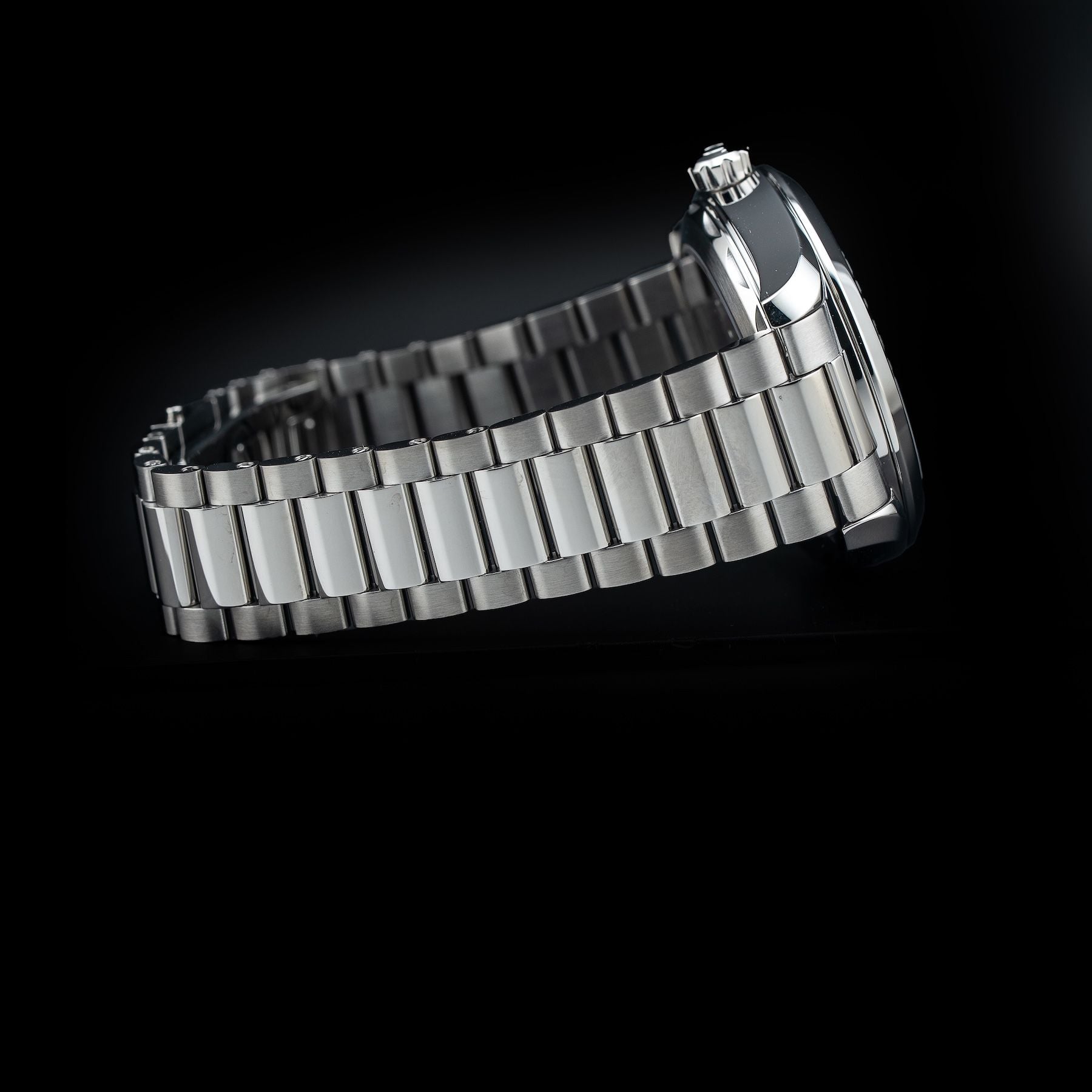 Omega 220.10.41.21.01.002 Seamaster Aqua Terra 150M 41mm Black Steel on Bracelet