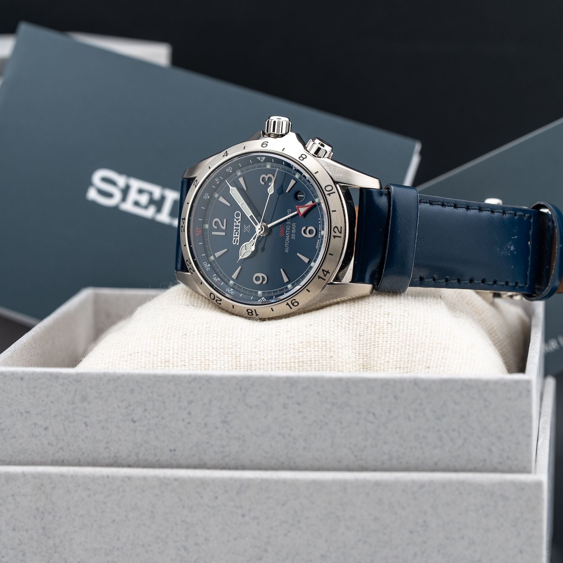 Seiko Prospex SPB377 Alpinist GMT