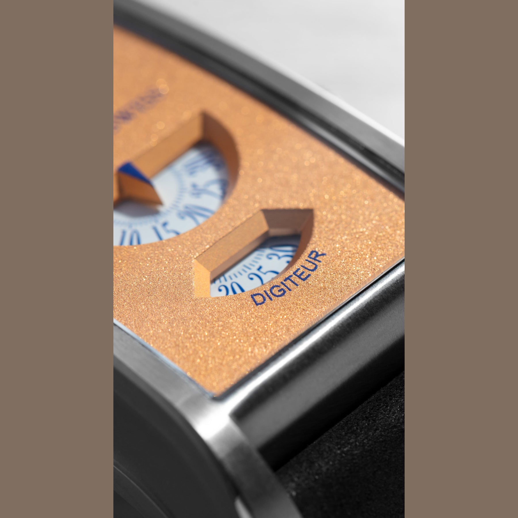 Chronoswiss Neo Digiteur CH-1373.2-ROSI