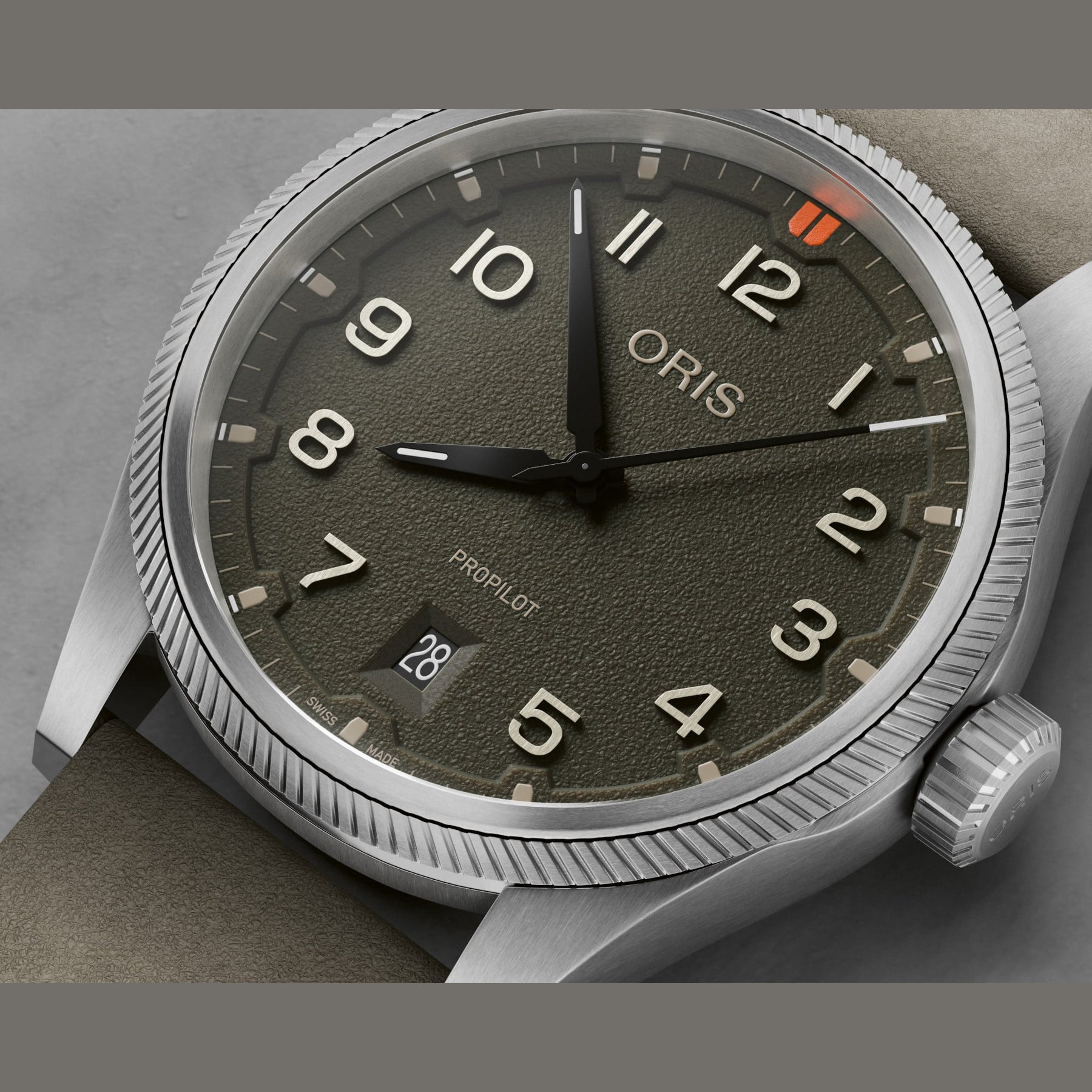 Oris 01 733 7805 4167-07 6 20 16LC ProPilot Date