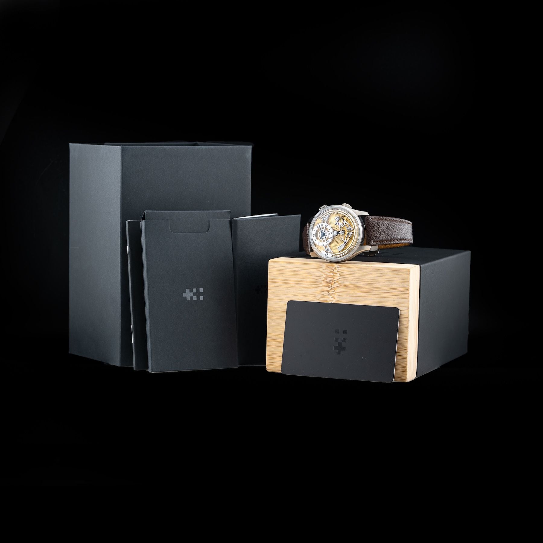 Christopher Ward C1 Bel Canto Classic Oro