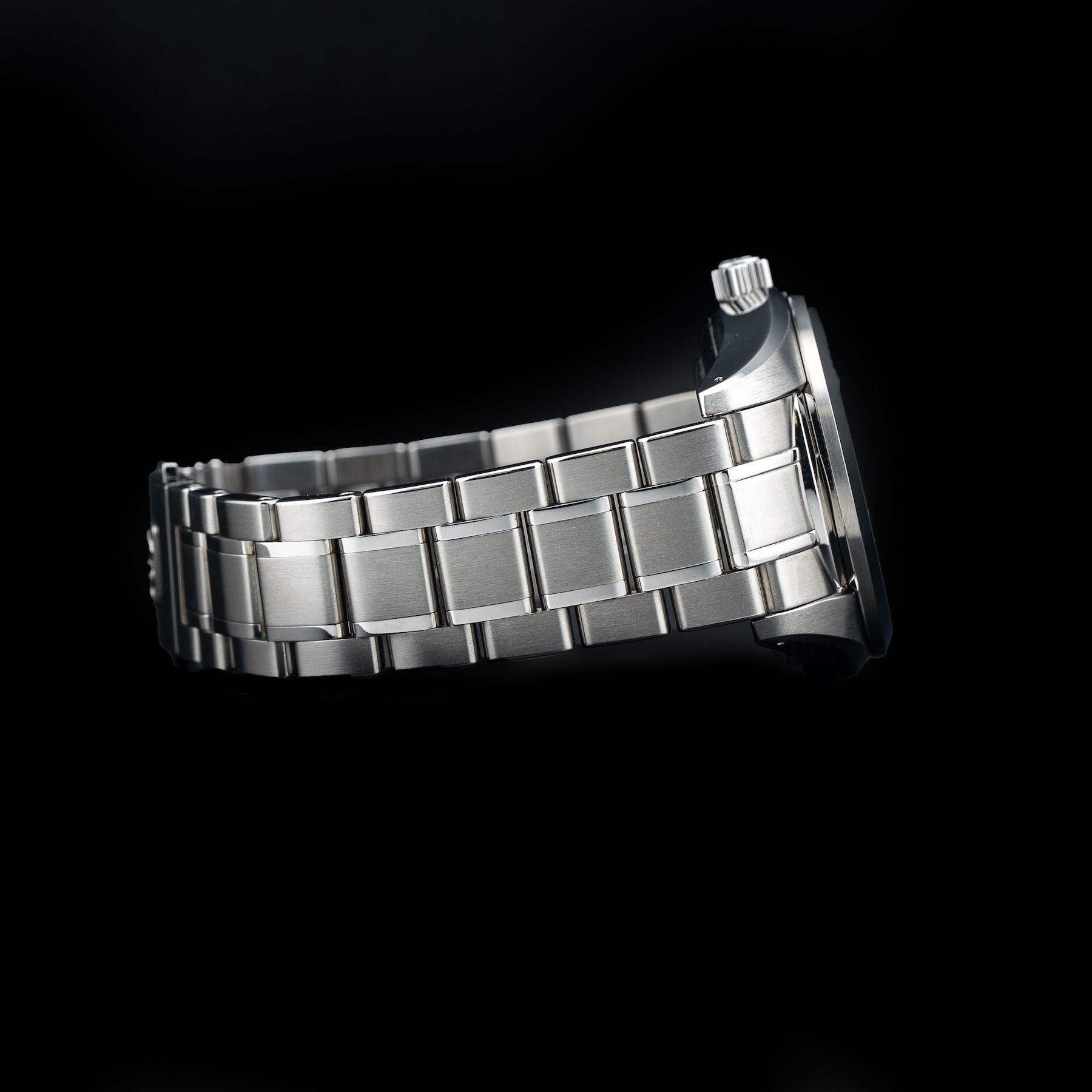 Grand Seiko SBGE205 Spring Drive GMT Champagne Dial