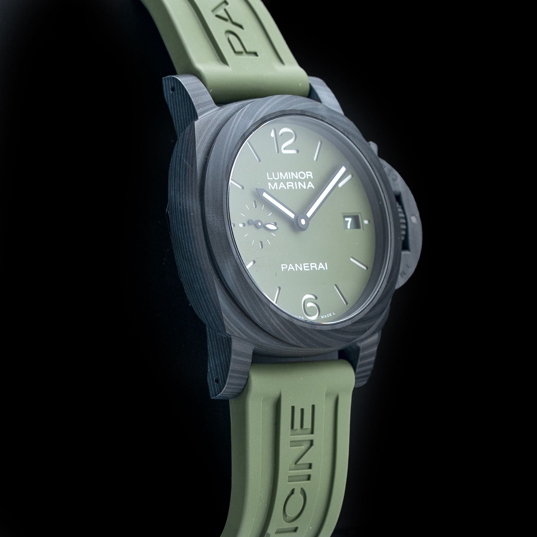 Panerai PAM01526 Luminor Quaranta Carbotech