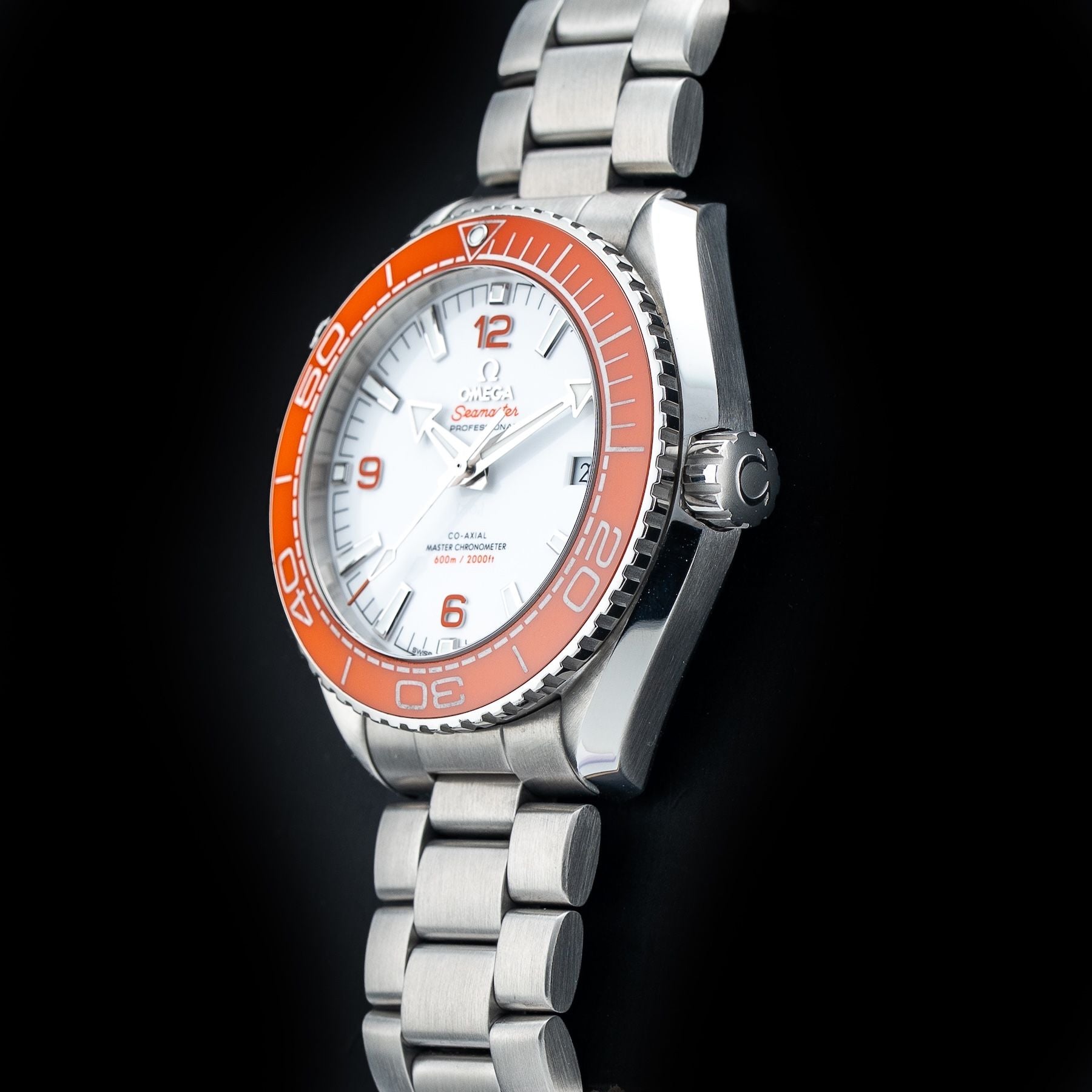 Omega 215.30.44.21.04.001 Seamaster Planet Ocean 600M Master Chronometer Orange