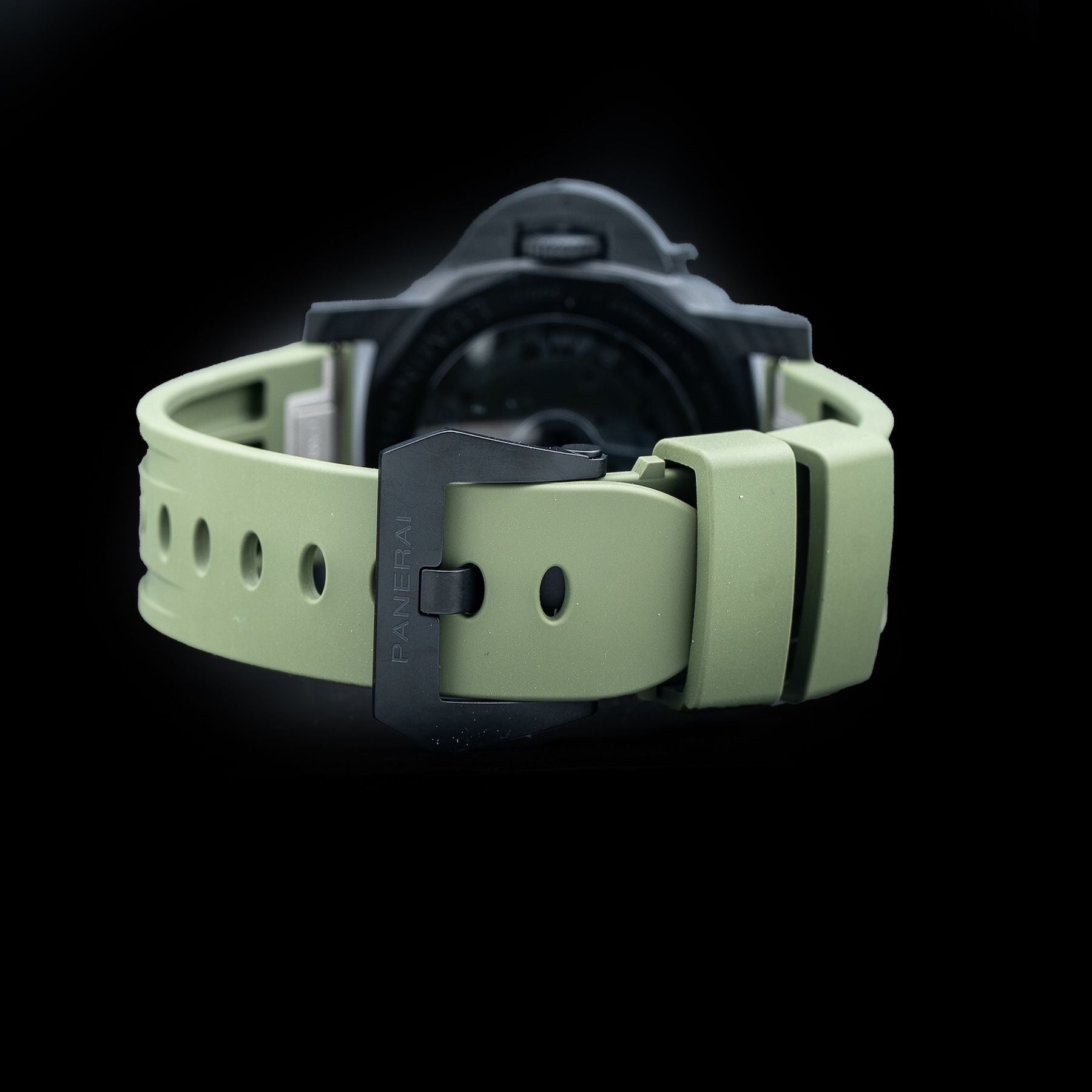 Panerai PAM01526 Luminor Quaranta Carbotech