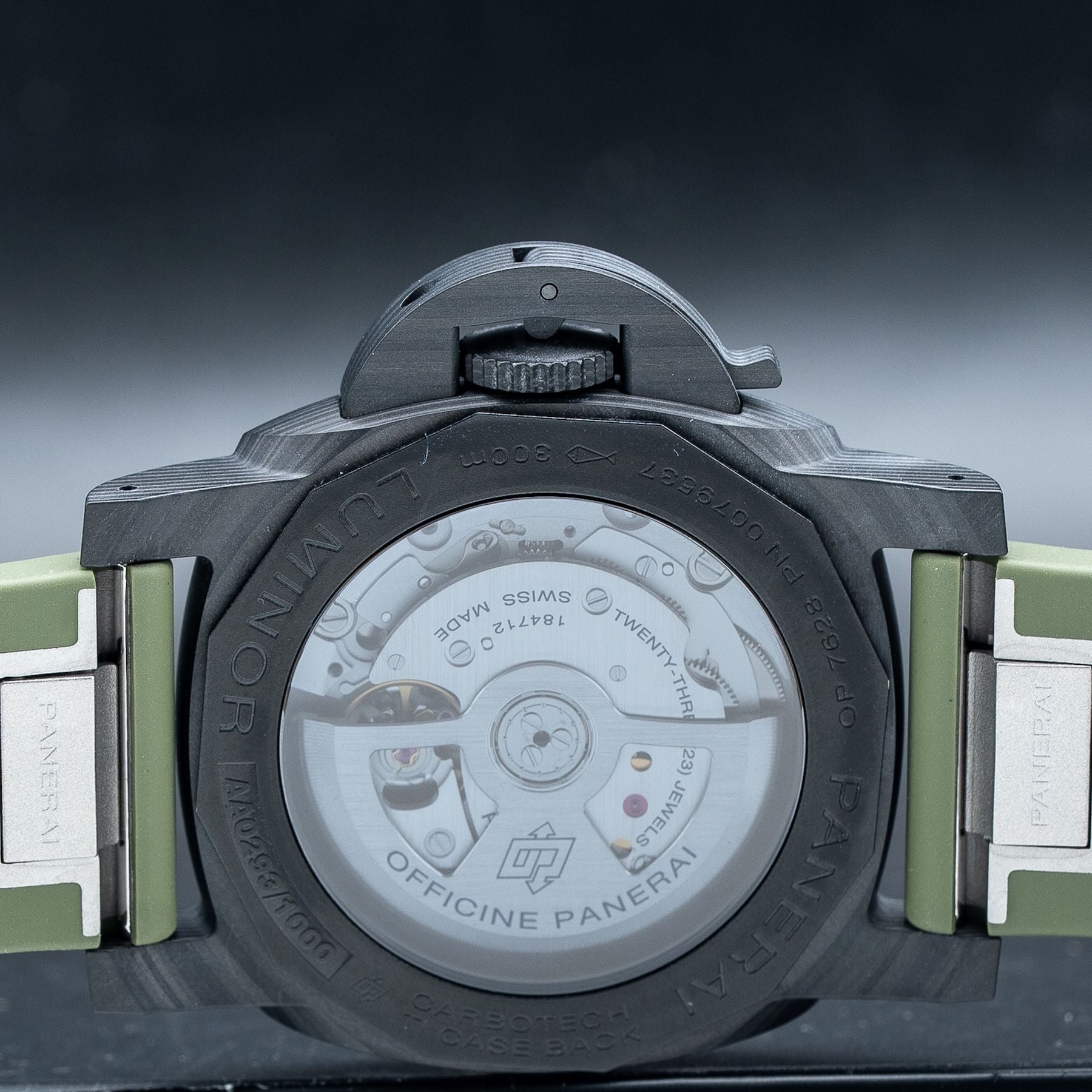Panerai PAM01526 Luminor Quaranta Carbotech