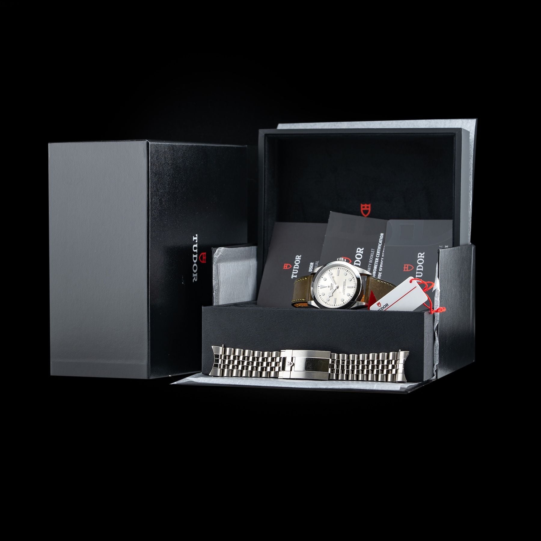 TUDOR Black Bay One 39