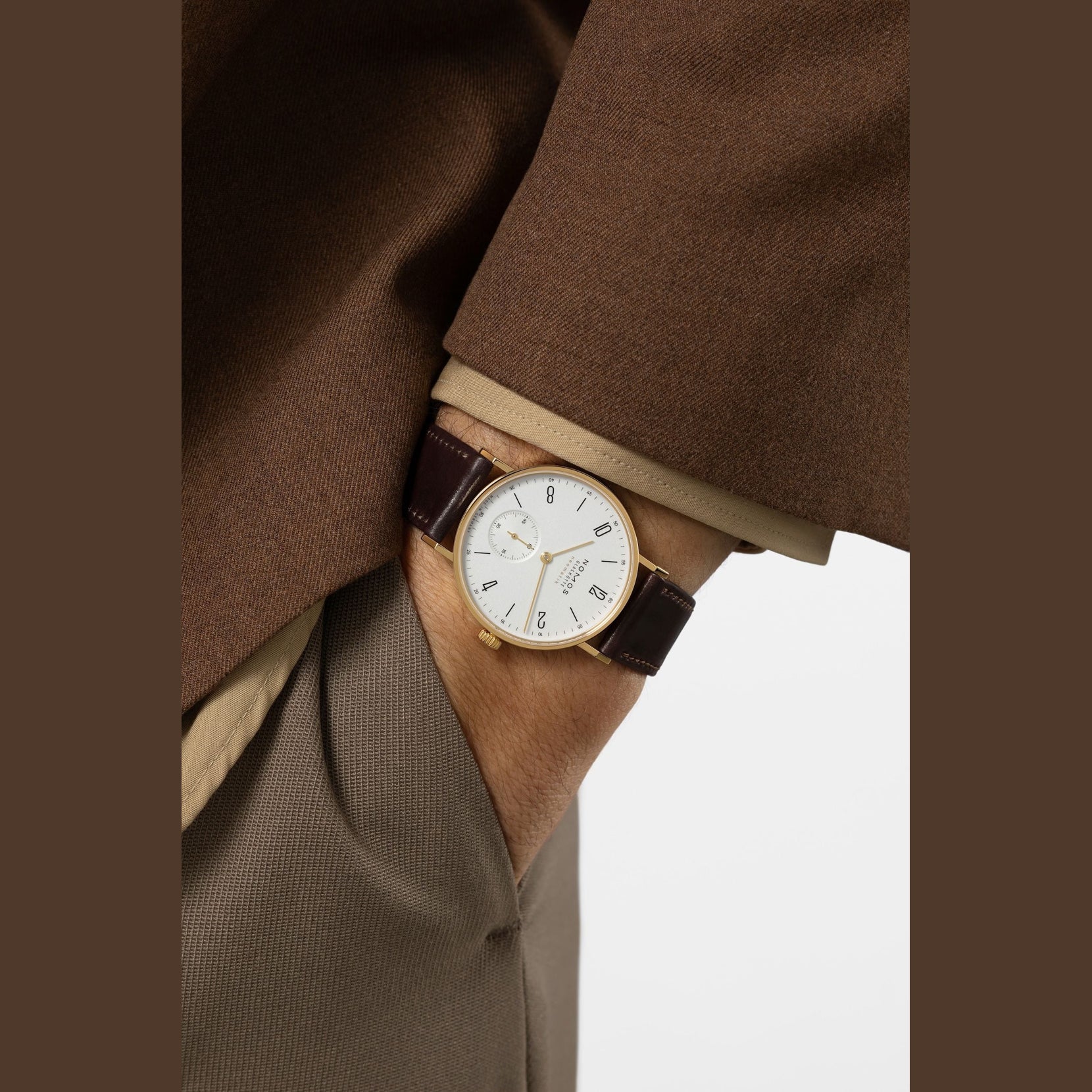 NOMOS Glashütte Tangente Gold Neomatik Doré