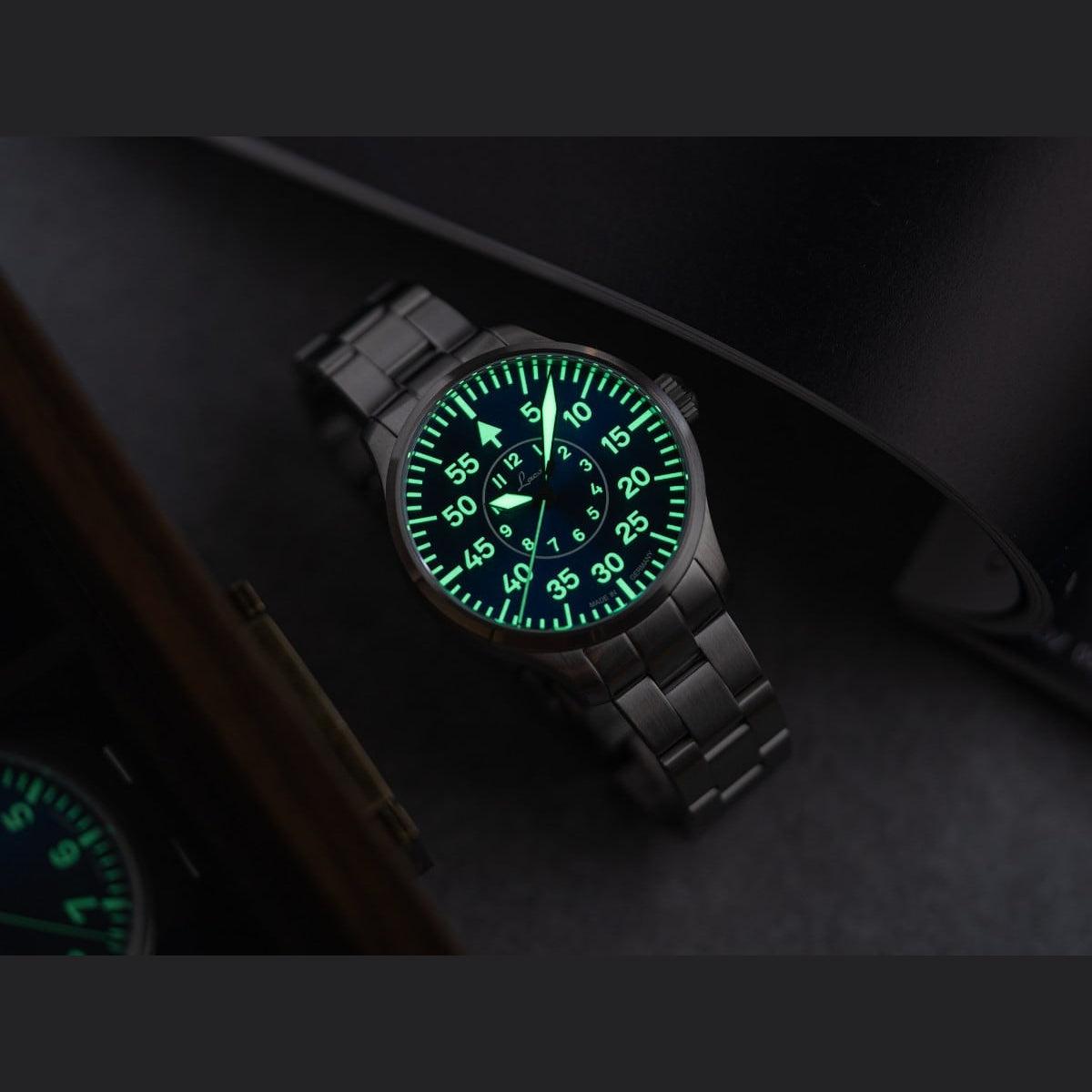 Laco 862103.2.MB Pilot Watches Basic Aachen Blaue Stunde 39 MB