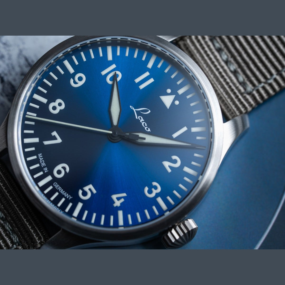 Laco 862100.2 Pilot Watch Basic Augsburg Blaue Stunde 42