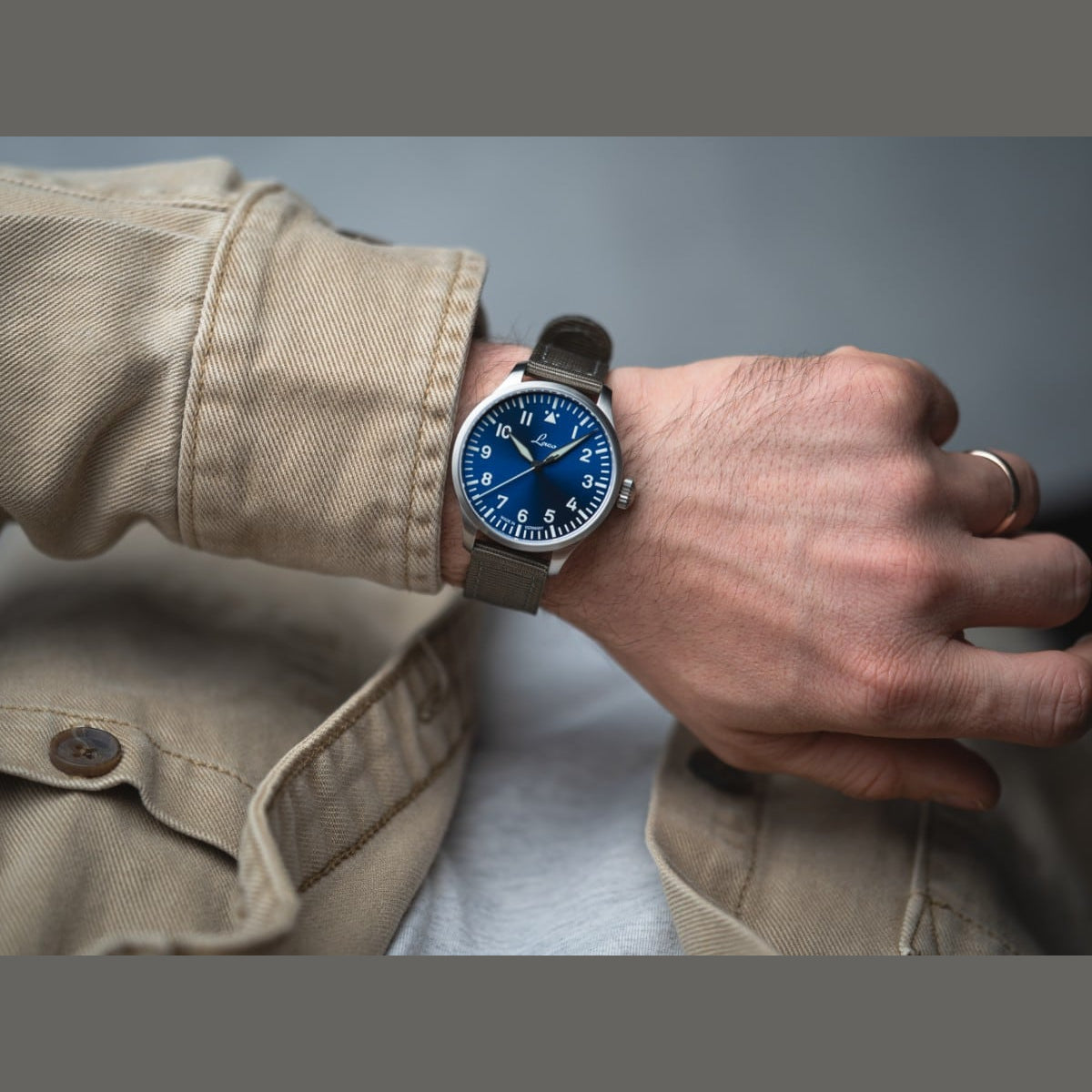 Laco 862100.2 Pilot Watch Basic Augsburg Blaue Stunde 42