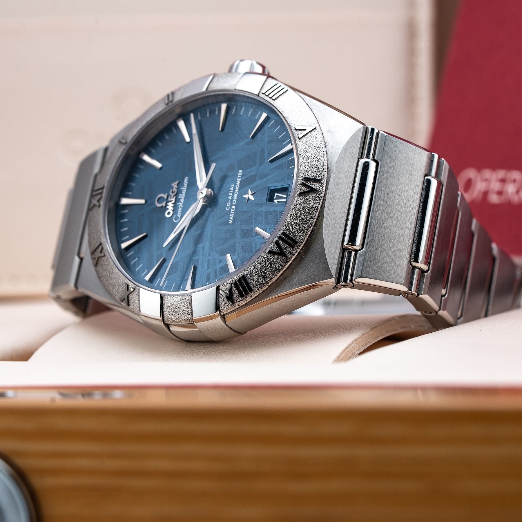 Omega 131.30.41.21.99.003 Constellation