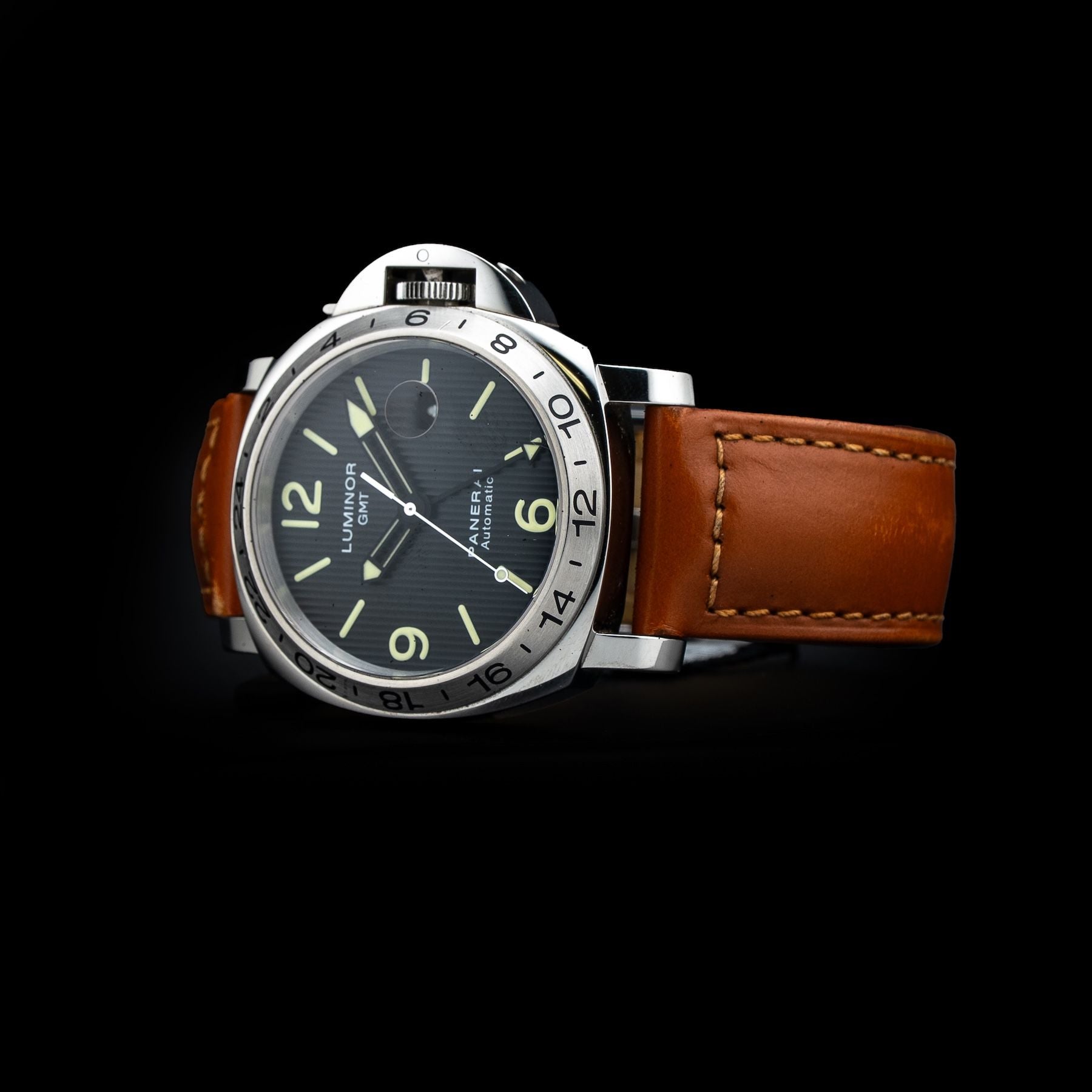 Panerai PAM00029 Luminor GMT