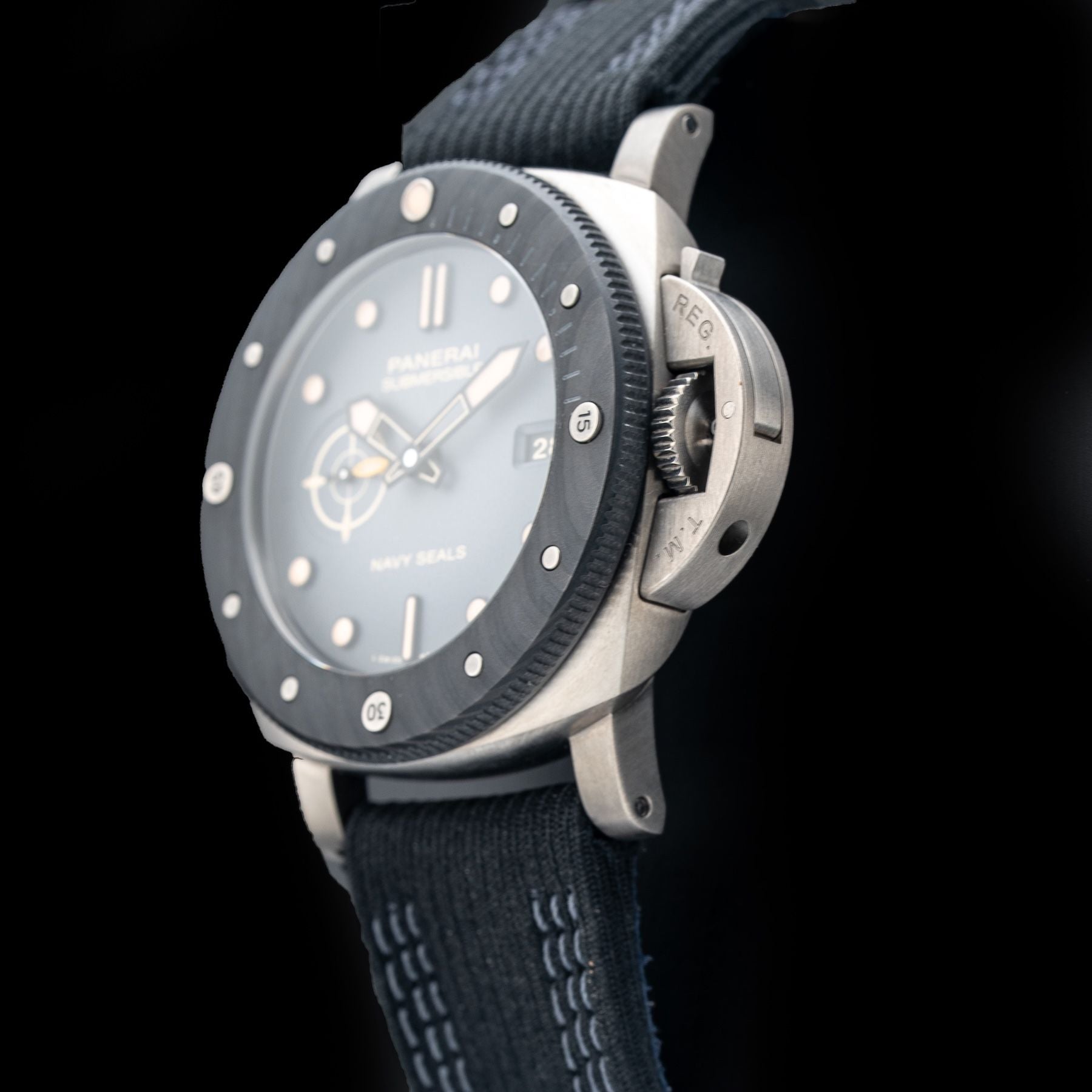 Panerai PAM01669 Submersible Navy SEALs Titanio
