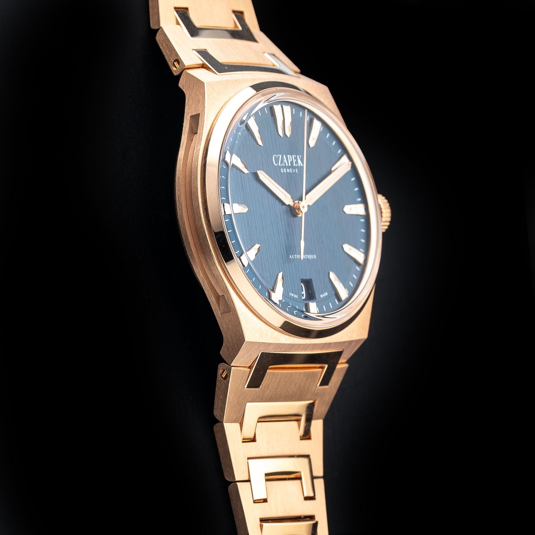 Czapek Antarctique Mount Erebus Deep Blue Limited Edition