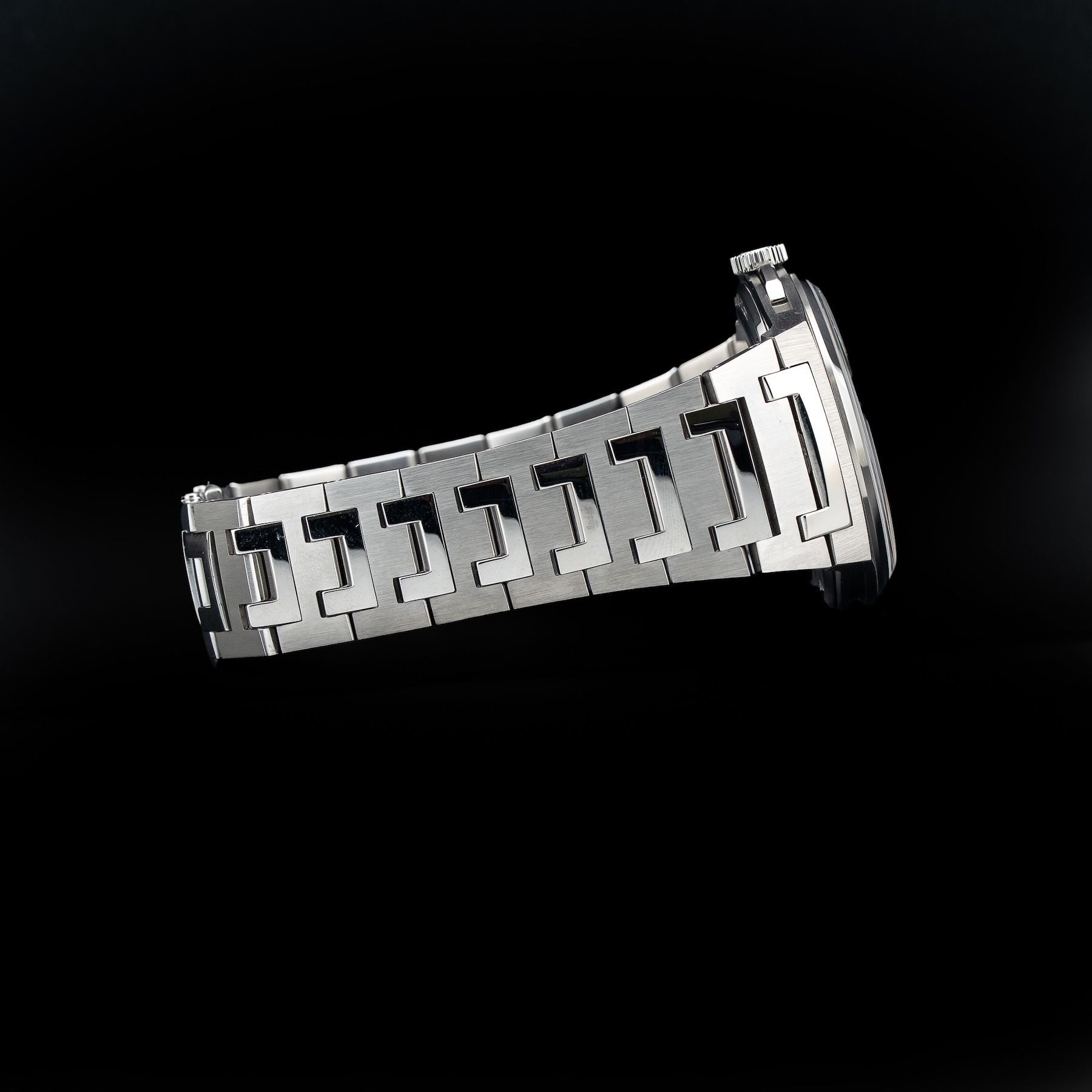 Czapek Antarctique Afterglow Limited Edition