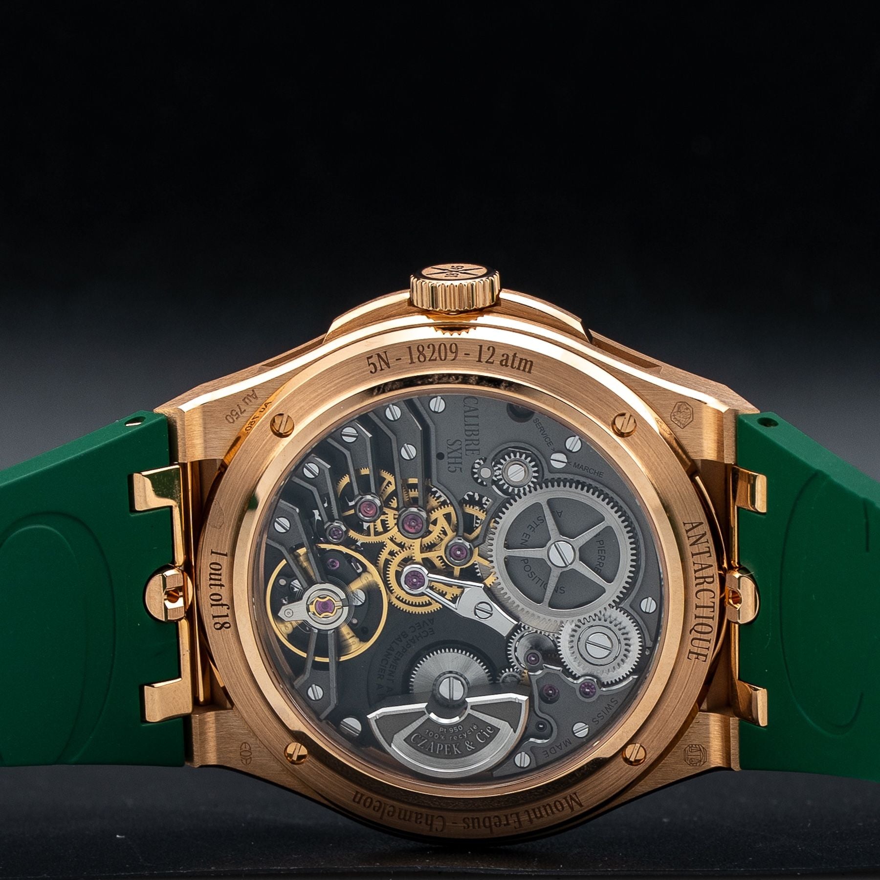Czapek Antarctique Mount Erebus Rose Gold Chameleon on Rubber Strap