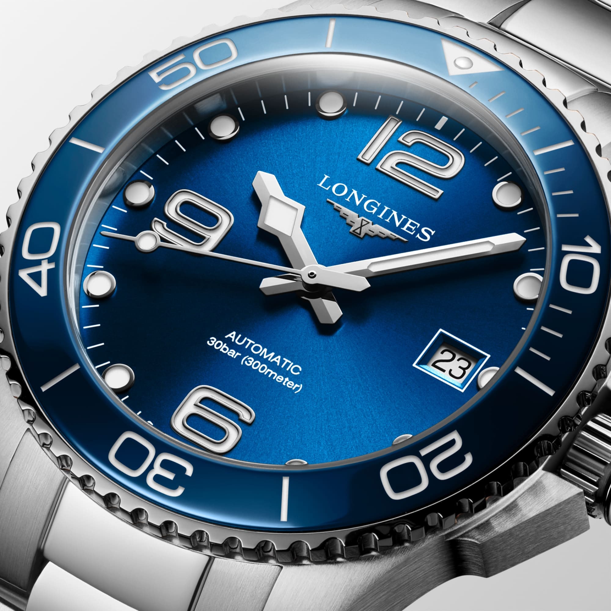 Longines Hydroconquest Sunray Blue Dial on Bracelet L3.780.4.96.6