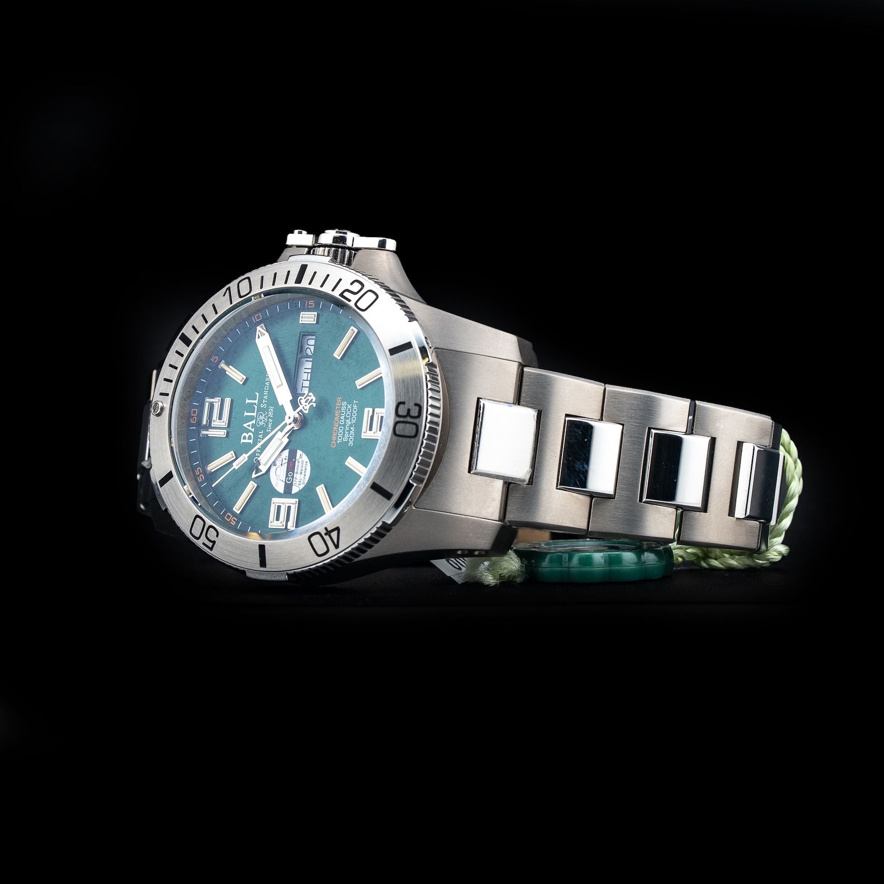Ball DM2276A-S5CJ-GR Engineer Hydrocarbon Spacemaster II 42mm