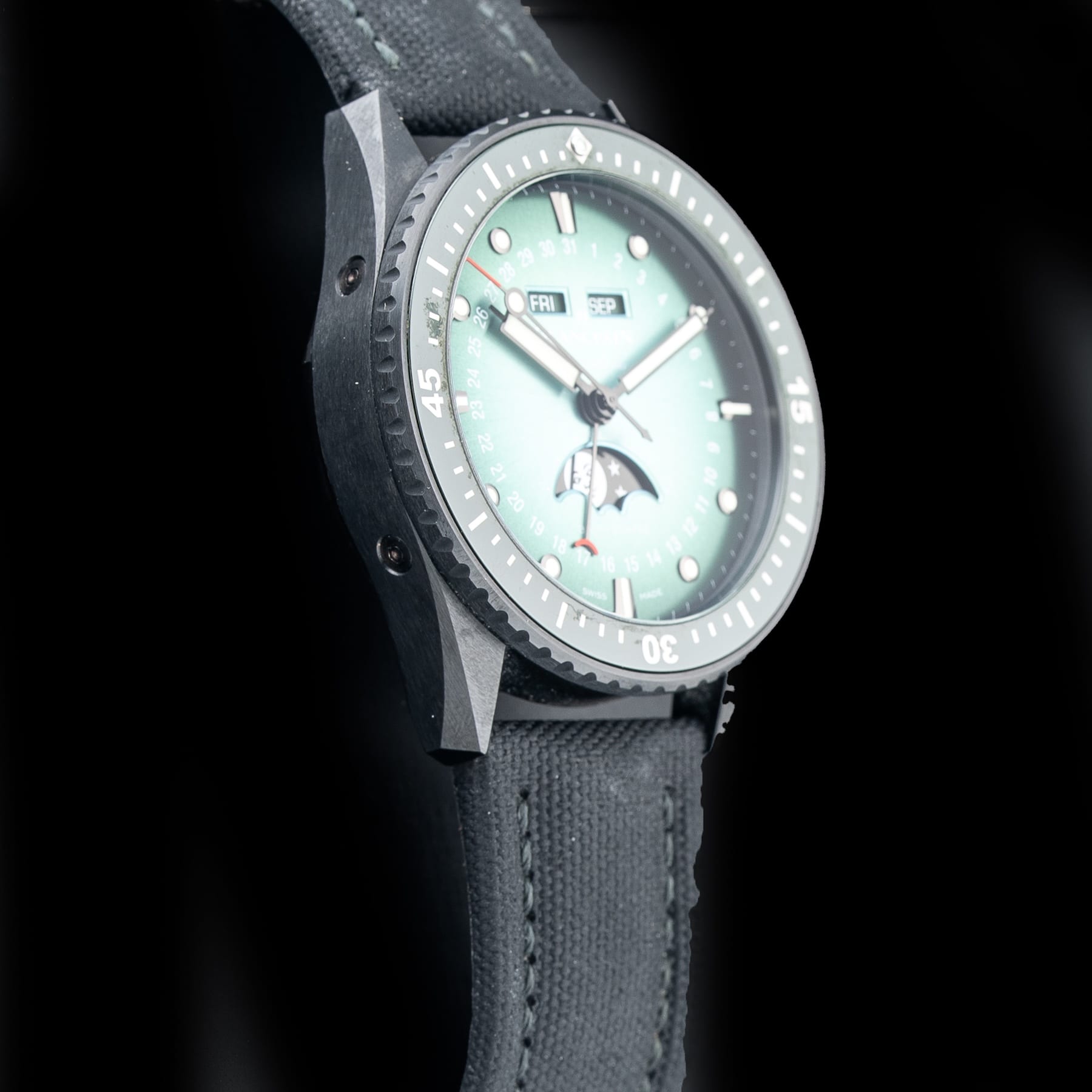 Blancpain 5054 0153 B52A Fifty Fathoms Bathyscaphe Automatic 43.6mm Green Dial