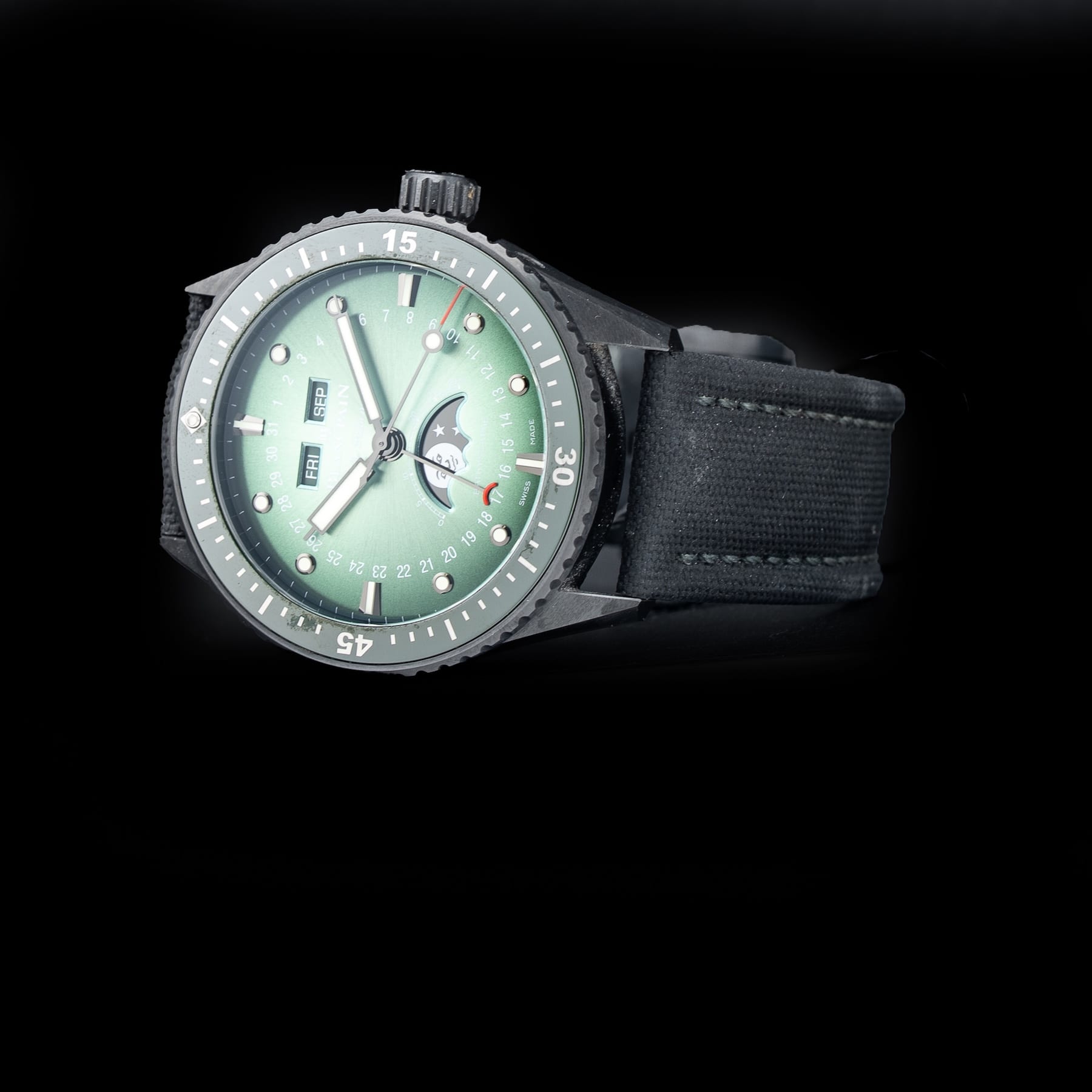 Blancpain 5054 0153 B52A Fifty Fathoms Bathyscaphe Automatic 43.6mm Green Dial
