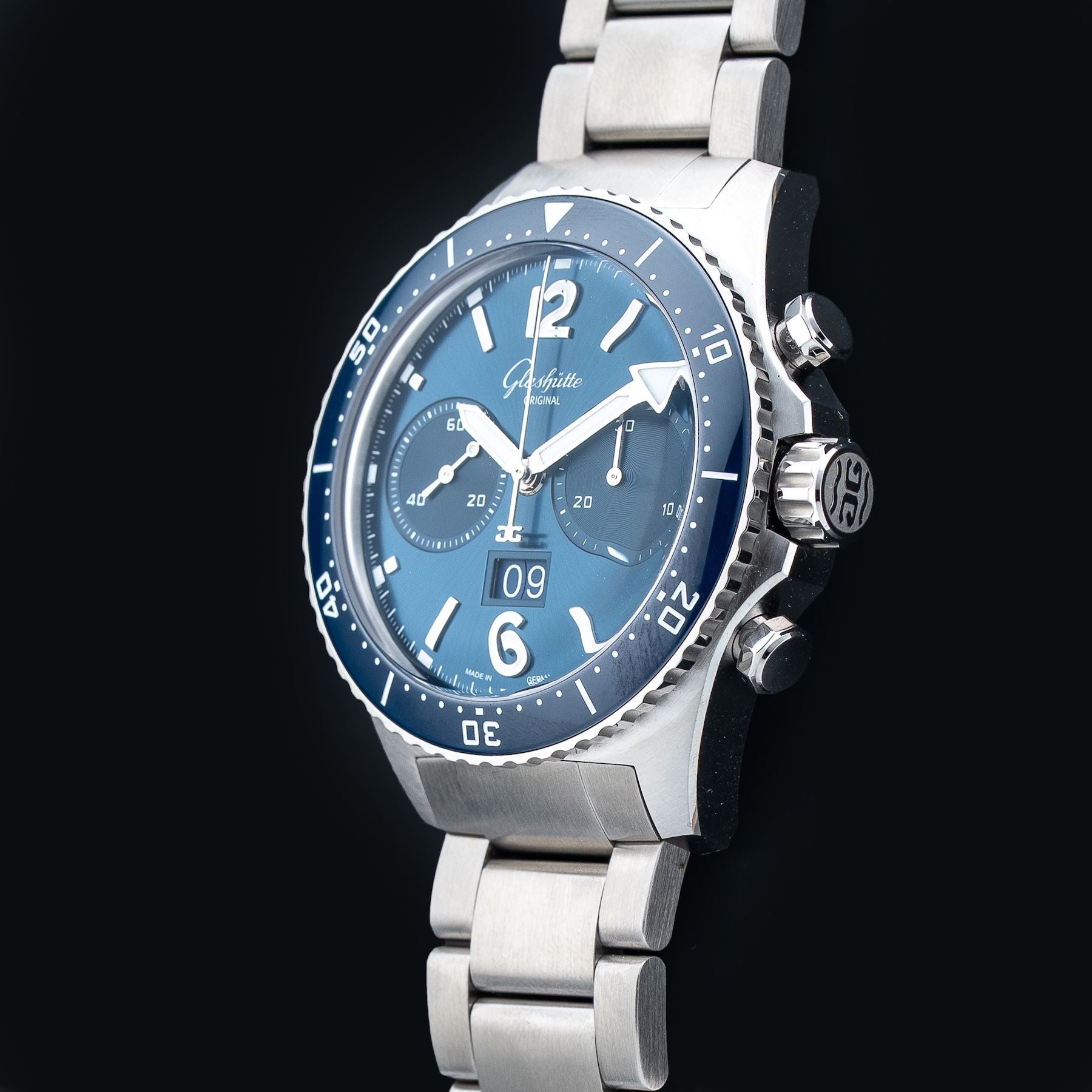Glashütte Original 1-37-23-02-81-70 SeaQ Chronograph Blue Dial on Bracelet
