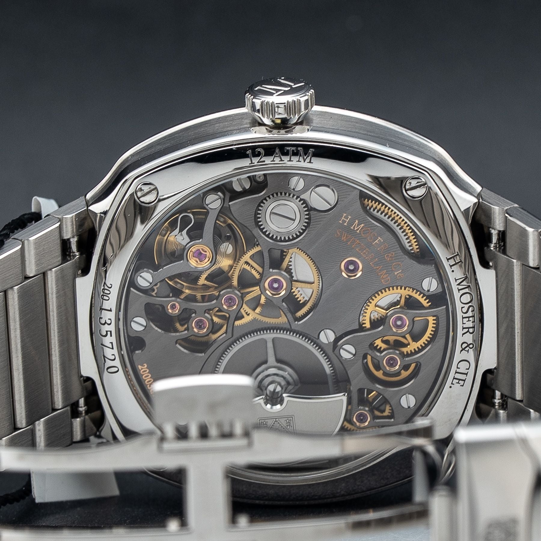 H. Moser & Cie. 6500-1200 Streamliner Small Seconds Blue Enamel