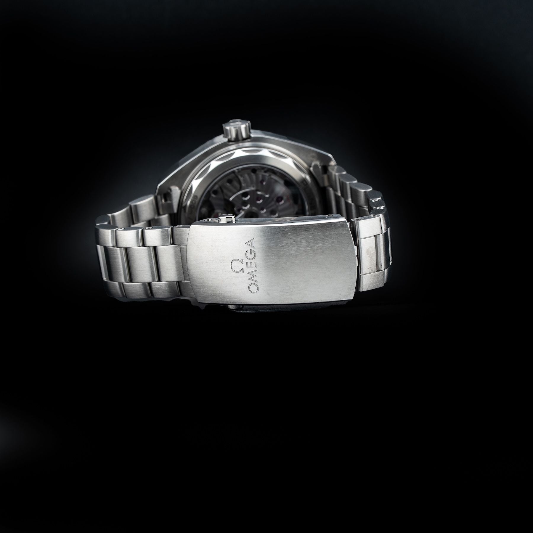 Omega Seamaster Planet Ocean 215.30.44.22.01.001