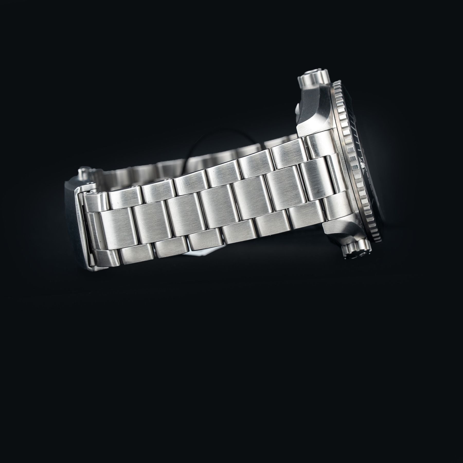 Omega 215.32.44.21.01.002 Planet Ocean Seamaster 600M Grey