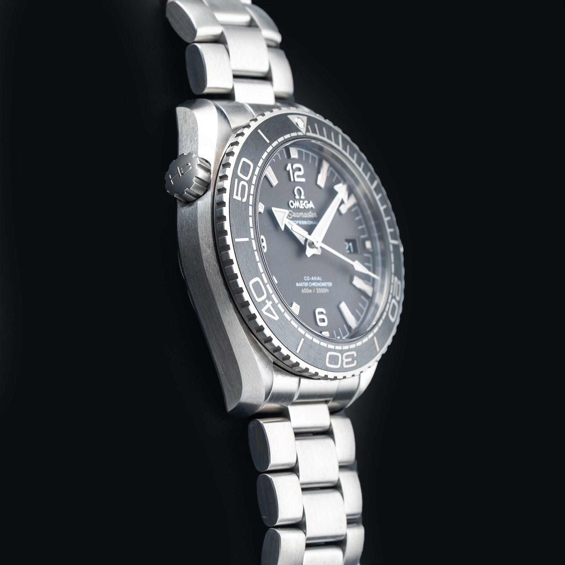Omega 215.32.44.21.01.002 Planet Ocean Seamaster 600M Grey