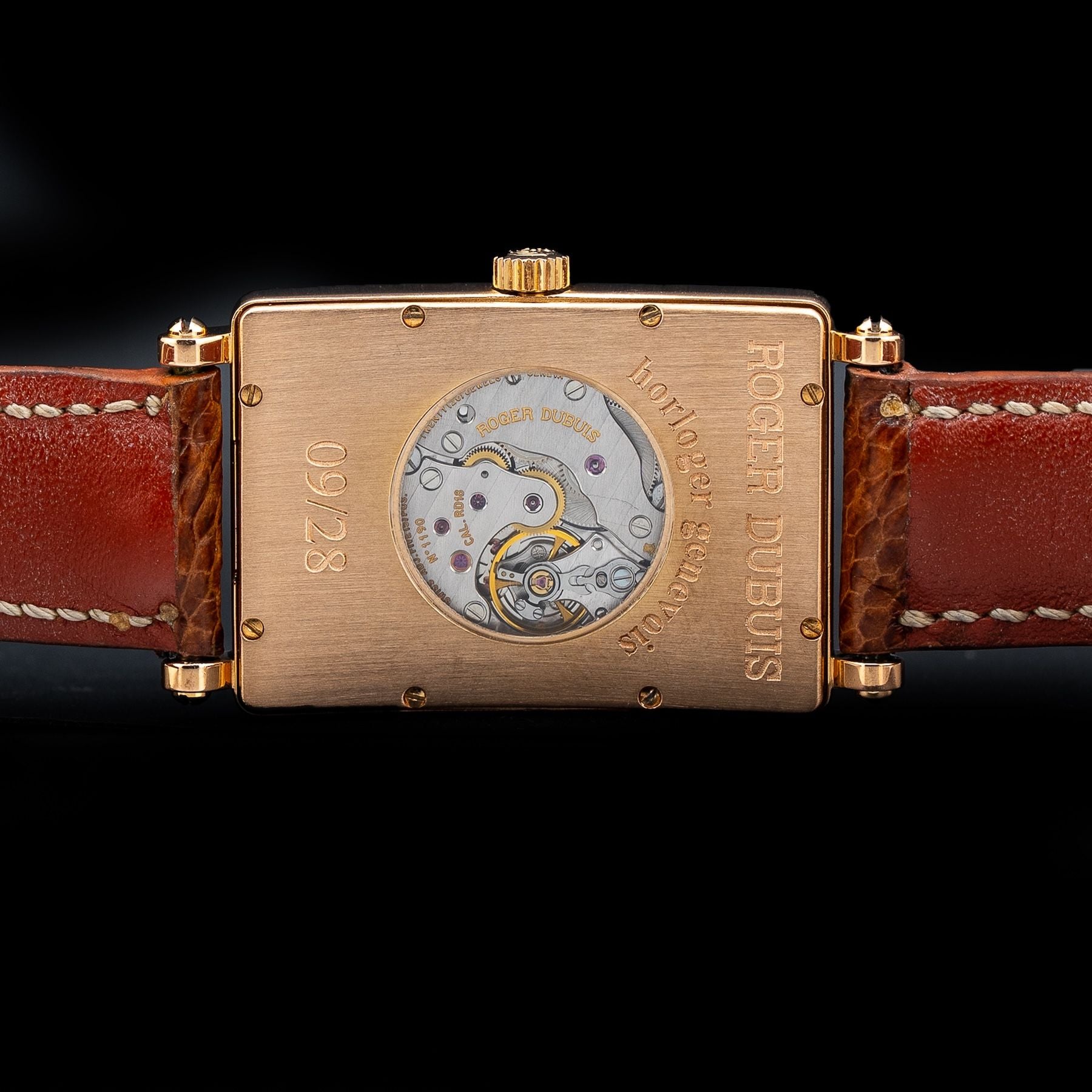 Roger Dubuis M28185 Much More