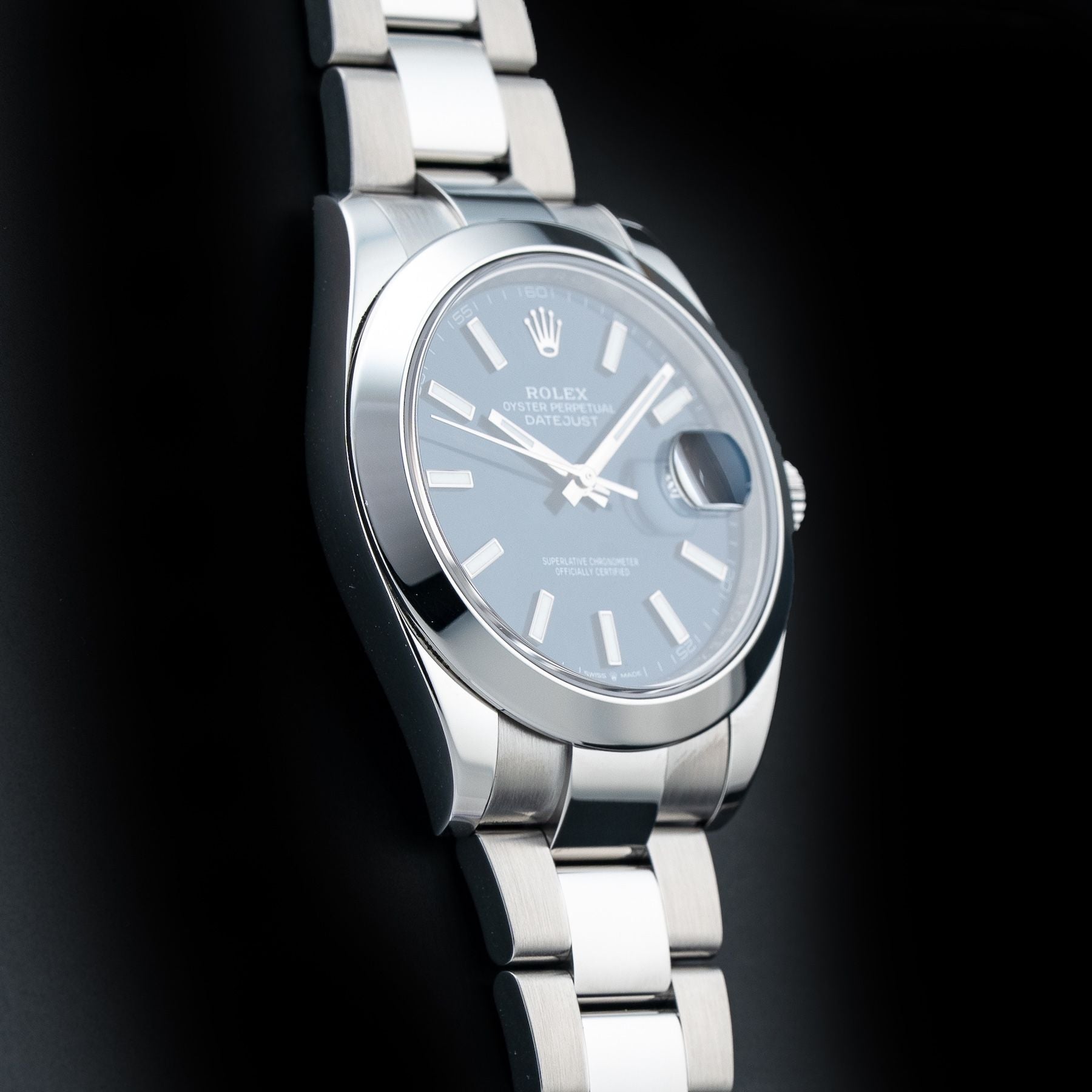 Rolex Datejust 41 Smooth 126300-0001 Blue Dial Stainless Steel Oyster