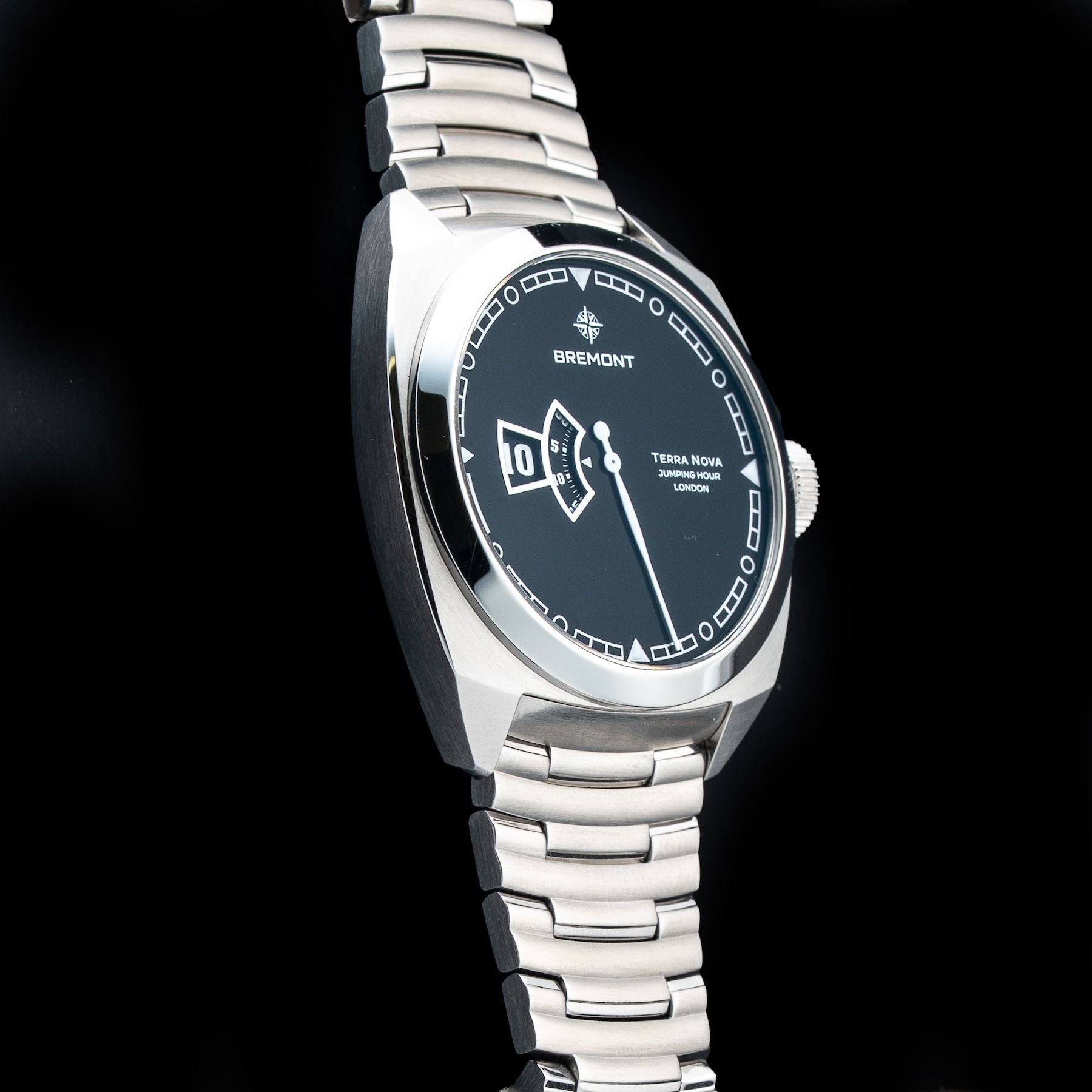 Bremont TN40-JH-SS-BK-B Terra Nova Jumping Hour On Bracelet