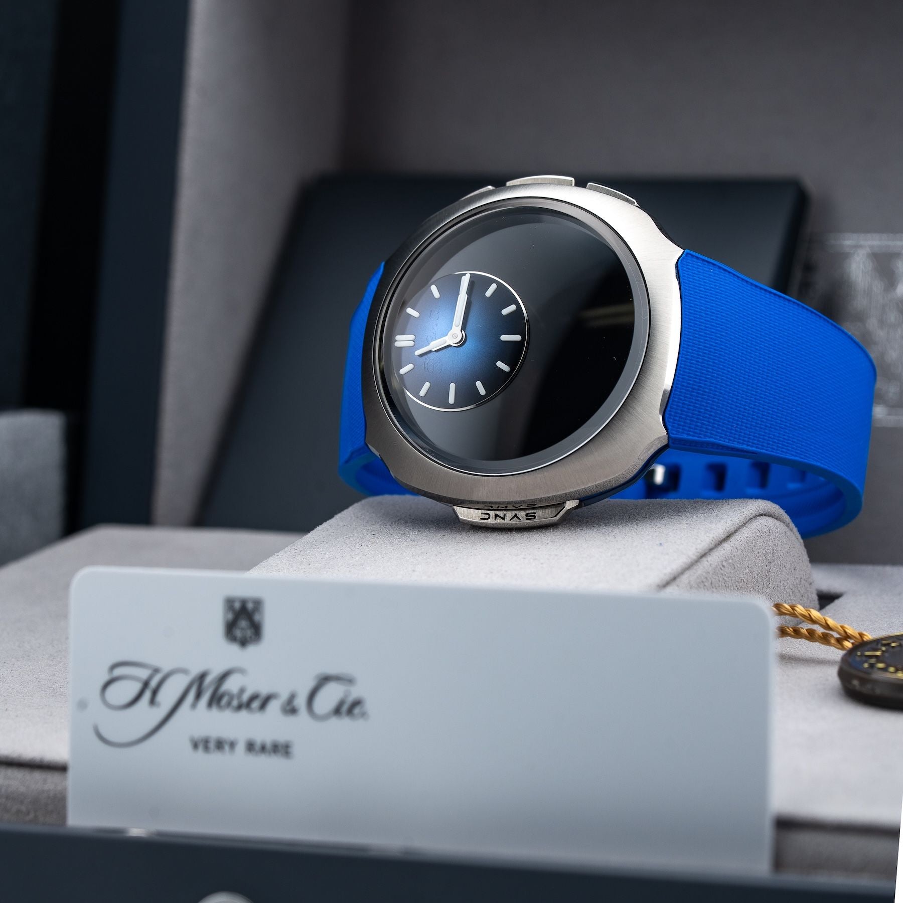H. Moser & Cie. Streamliner 6D10-1200