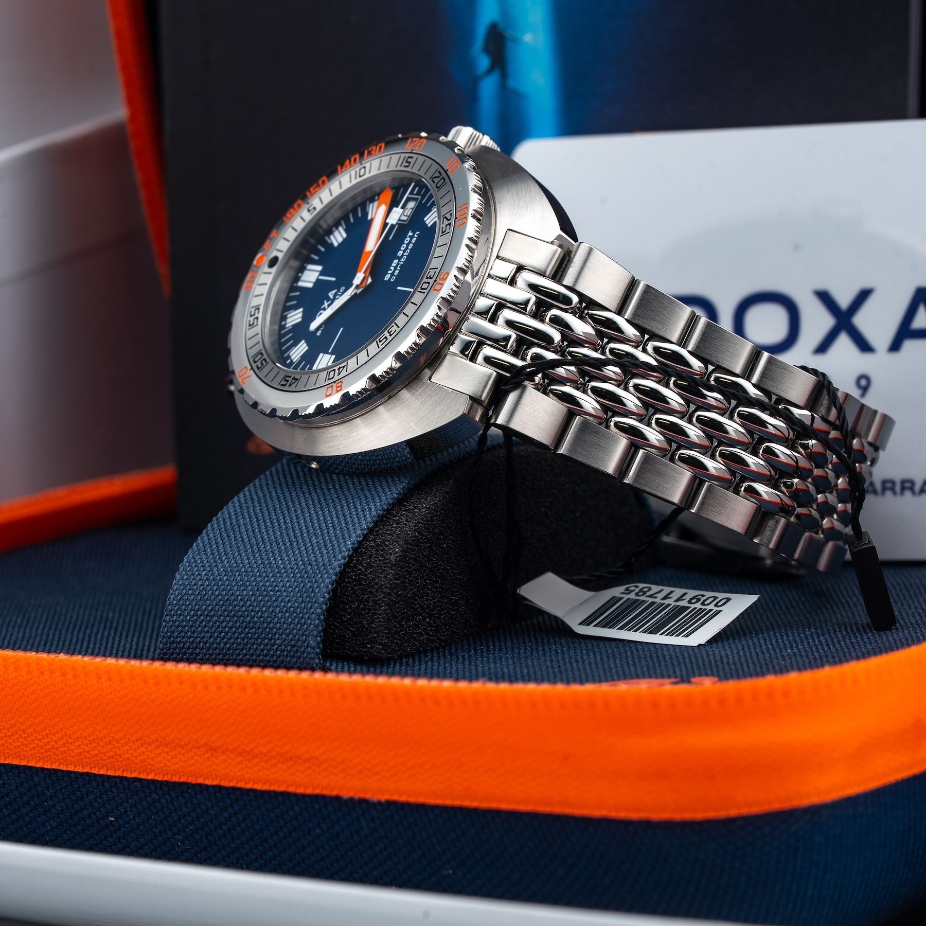 DOXA 840.10.201.10 SUB 300T Caribbean
