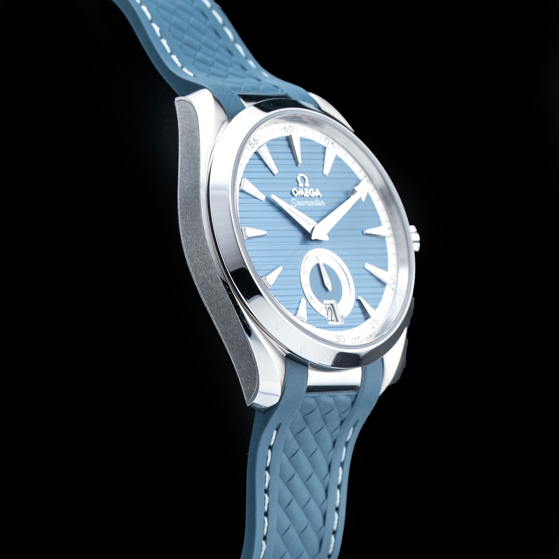 Omega 220.12.41.21.03.005 Aqua Terra 150M Small Seconds Blue Dial 41mm