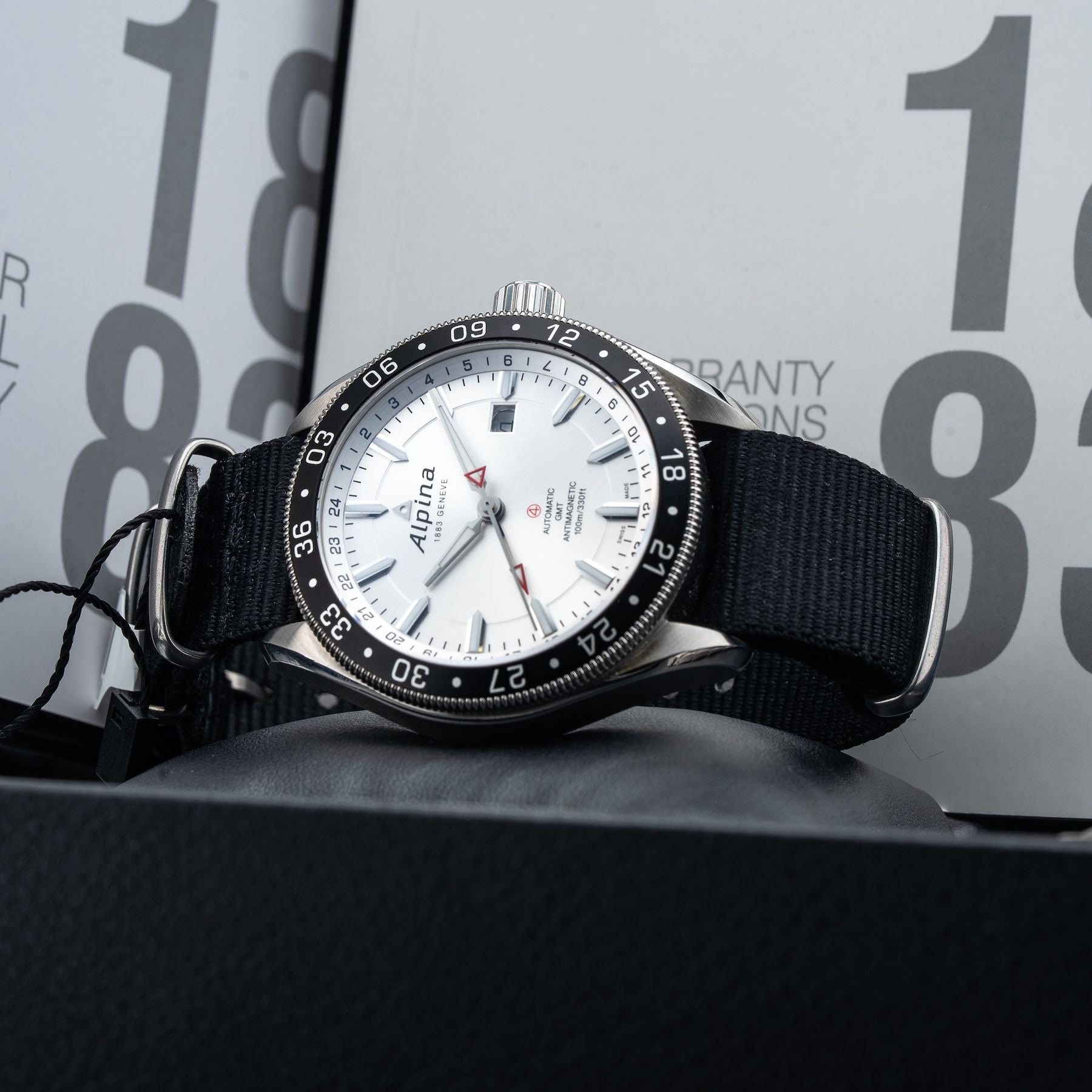 Alpina AL-550X5AQ6 Alpiner 4 GMT