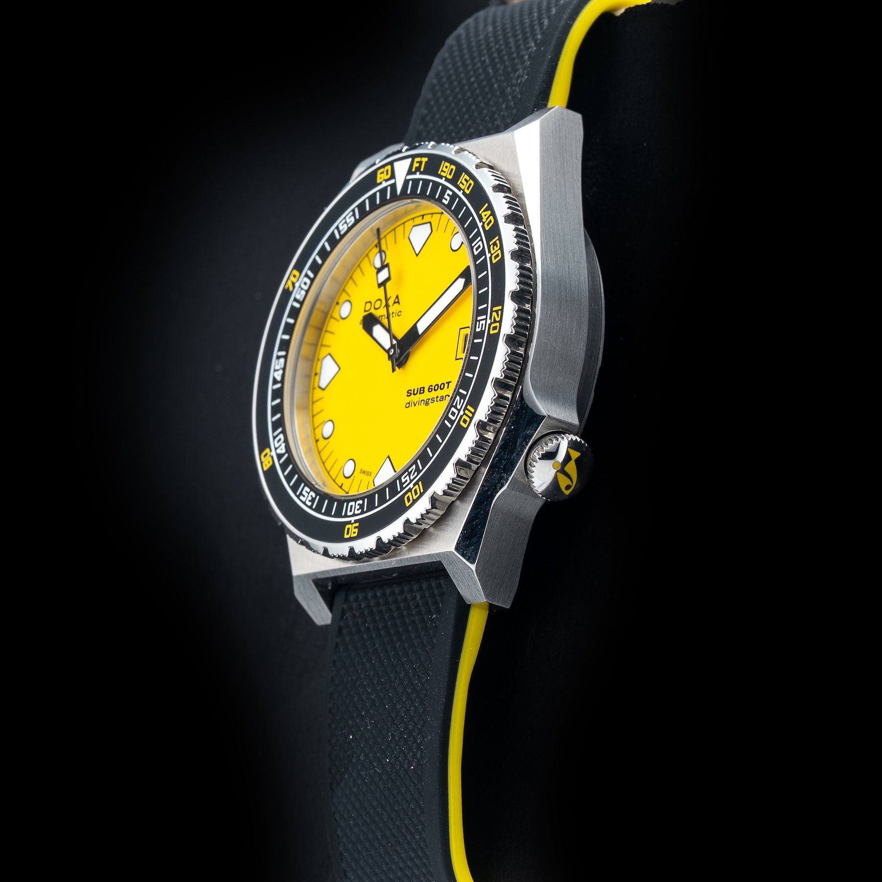 Doxa Sub 600T Divingstar 861.10.361.31 On Strap