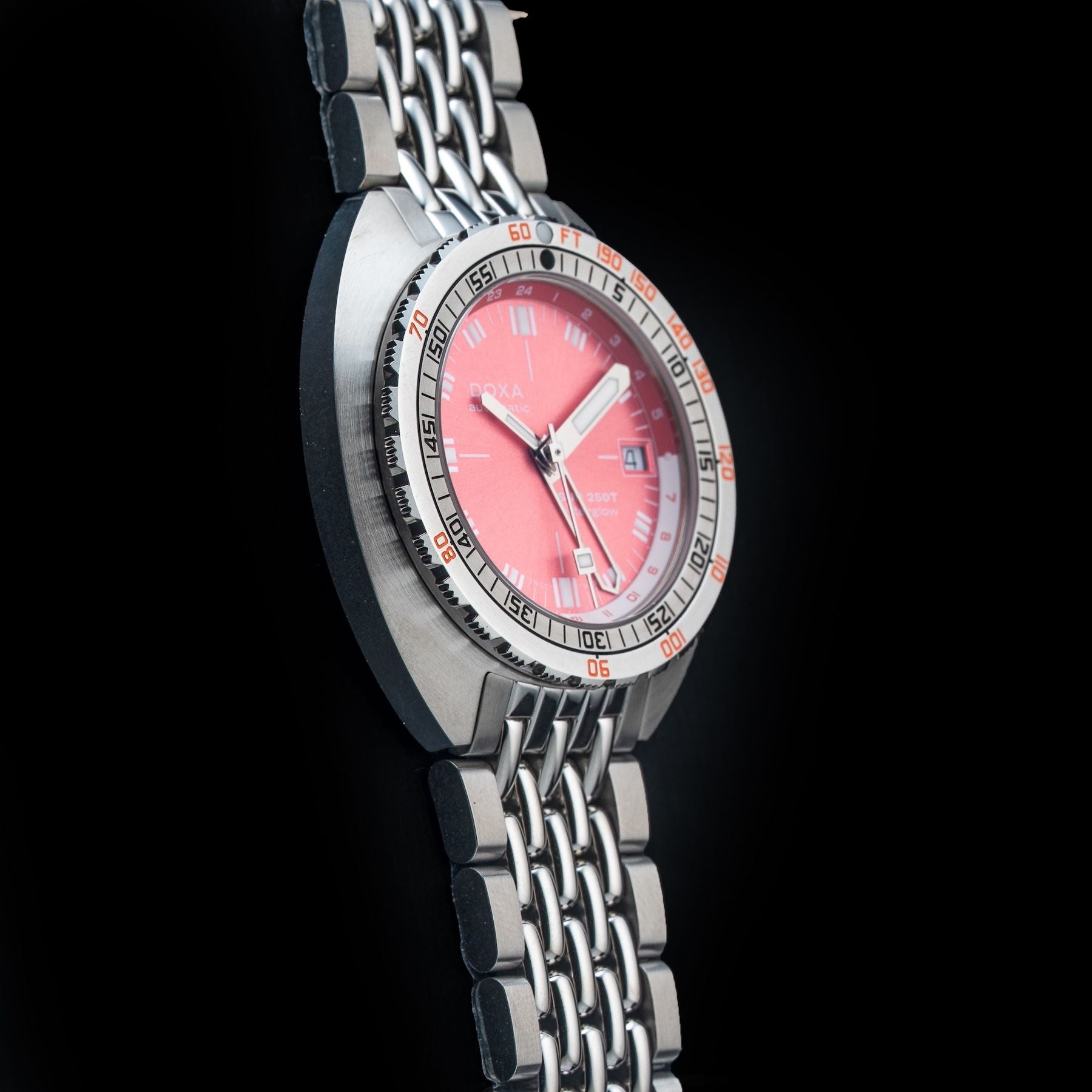DOXA SUB 250T GMT Afterglow Limited Edition 855.10.061.10-SE11