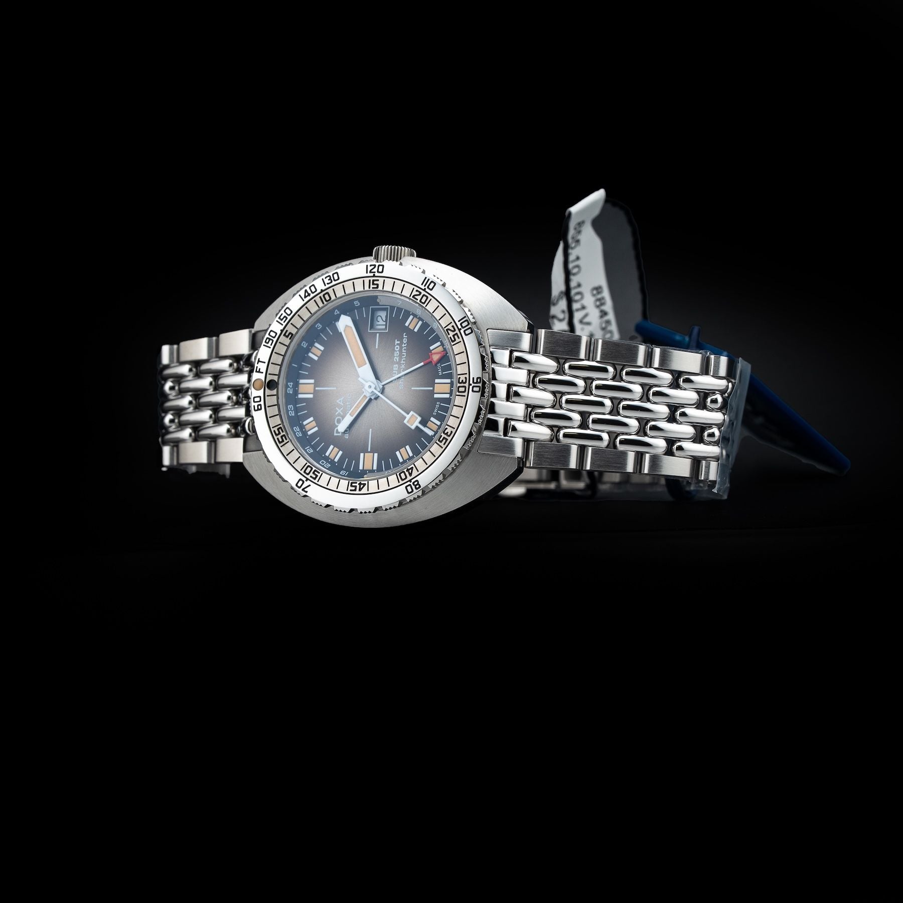 DOXA 855.10.101V.10 SUB 250T GMT Sharkhunter Vintage On Stainless Steel Bracelet