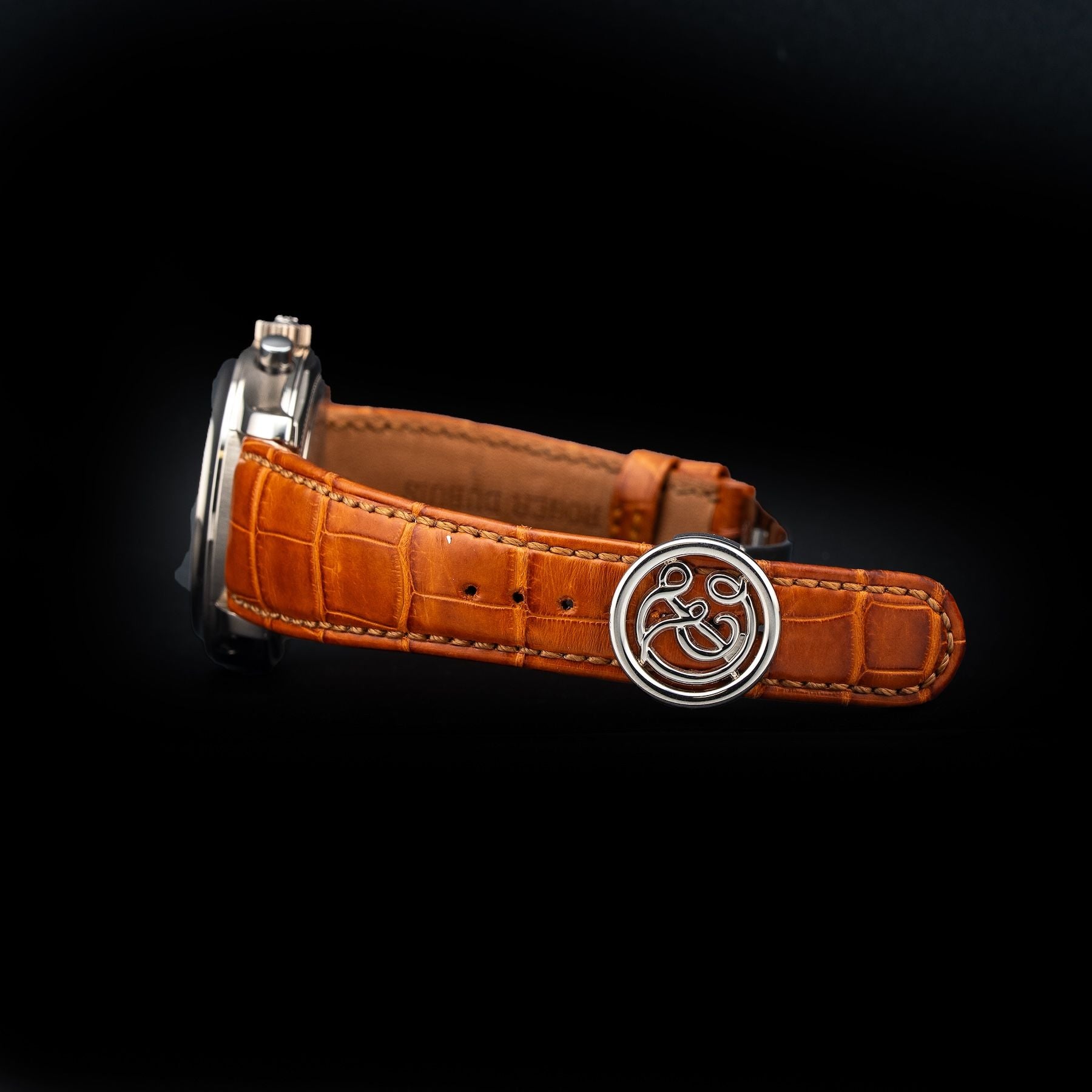 Roger Dubuis H40 5630 0/5.6 Hommage Bi-Retrograde Date Chronograph